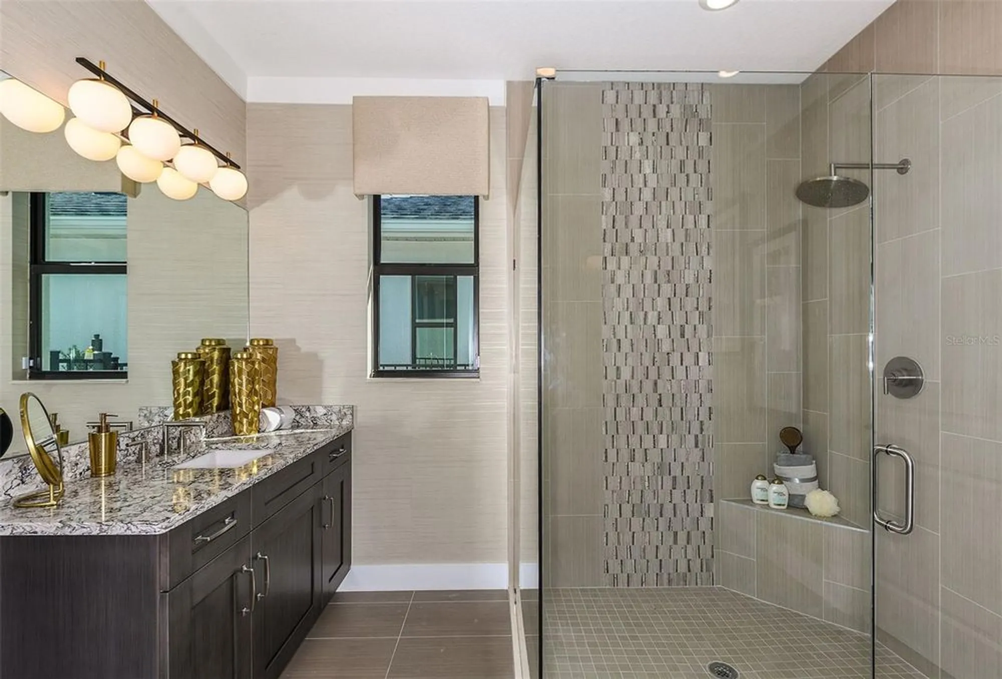 Property Slideshow image 22 of 77 | 18123 cresswind ter, Lakewood Ranch, FL, 34211