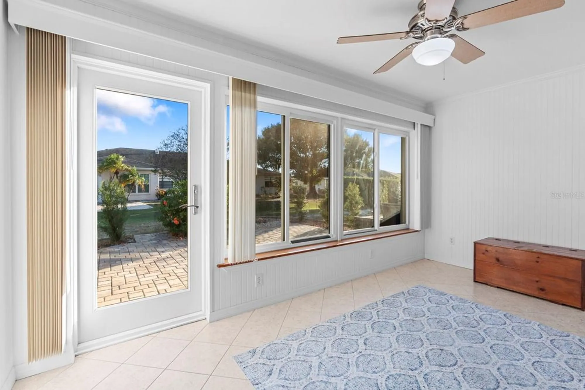 Property Slideshow image 32 of 43 | 302 stroll ln, Sun City Center, FL, 33573