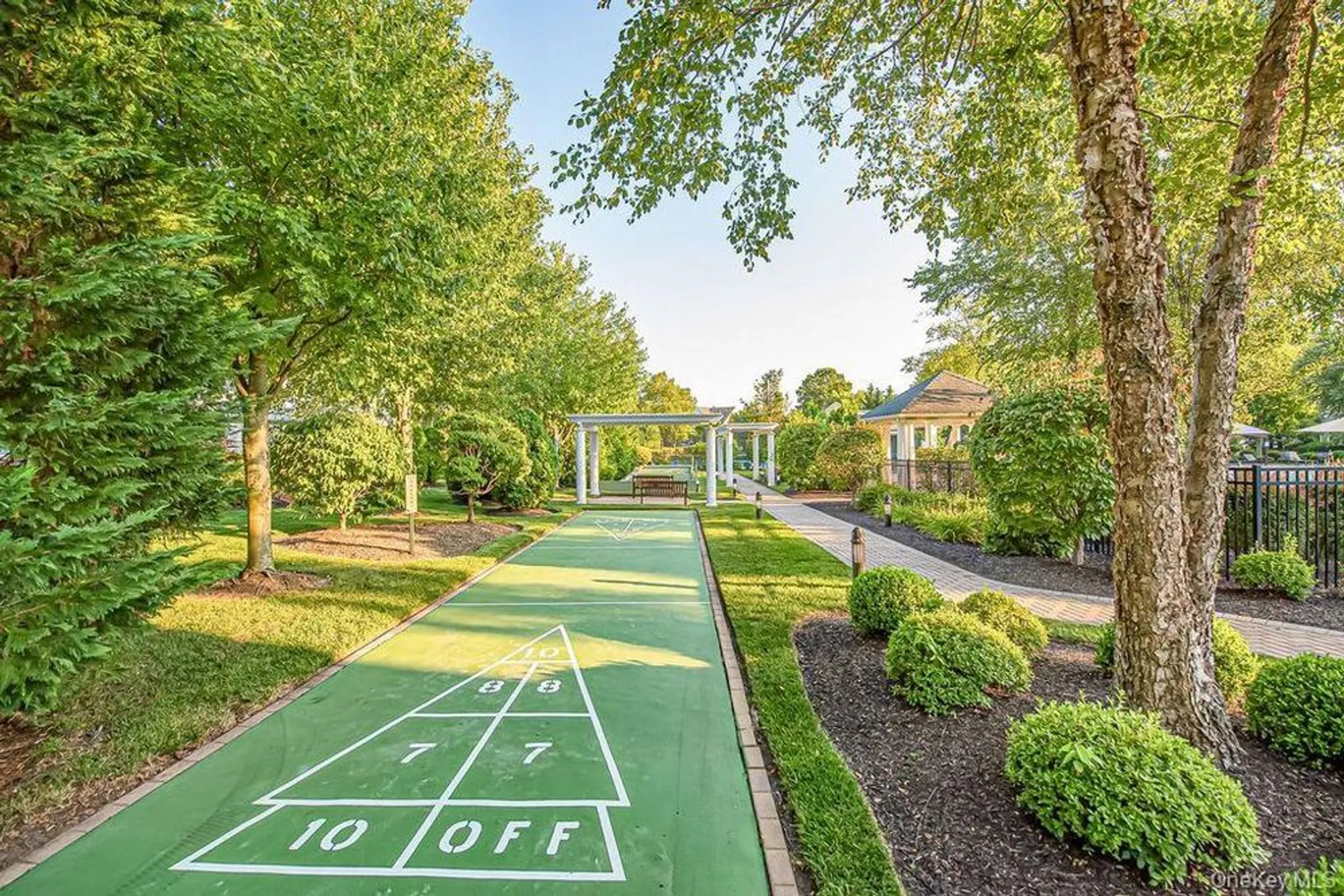 Property Slideshow image 19 of 26 | 22 sonata ct, Lake Grove, NY, 11755