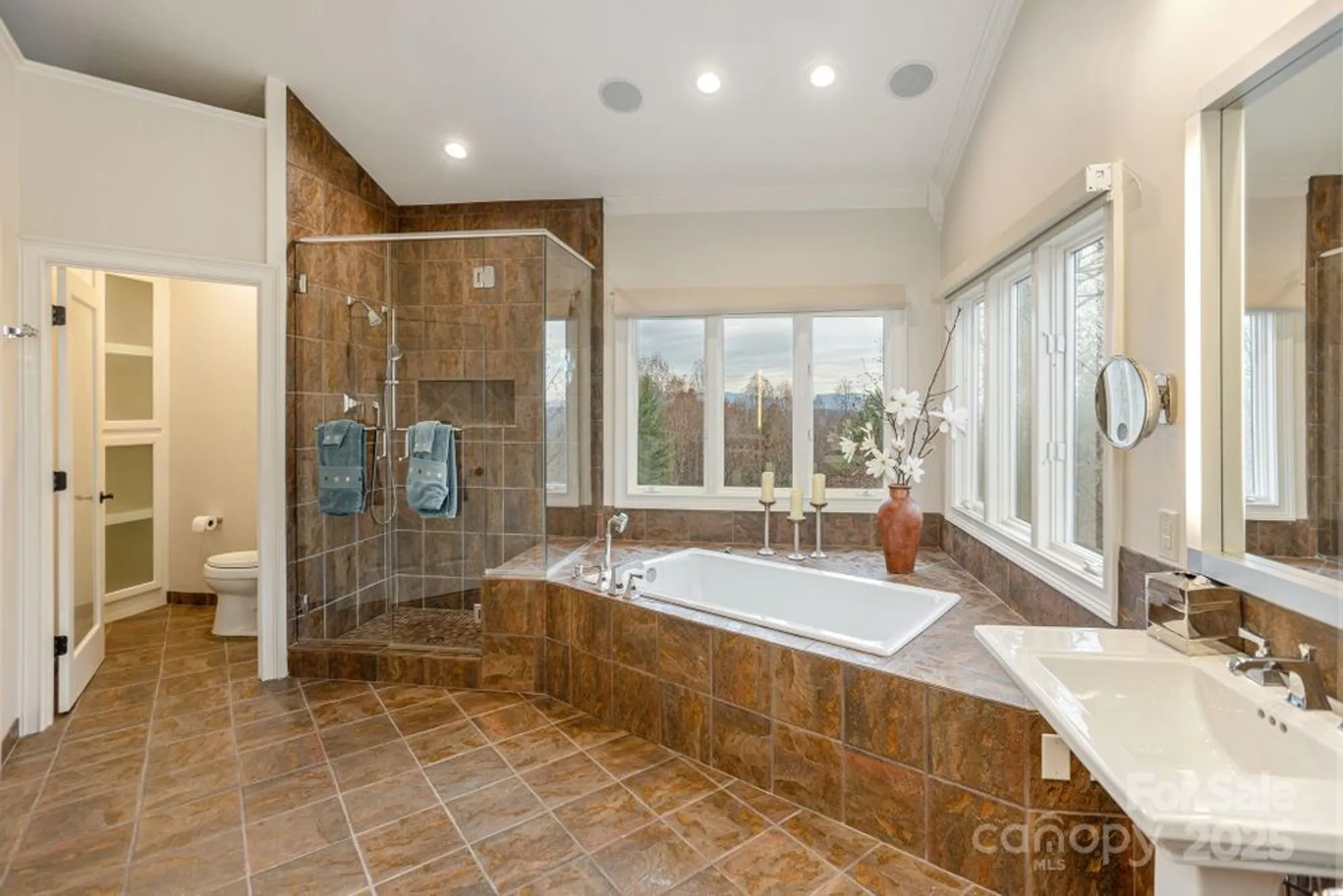 Property Slideshow image 34 of 48 | 135 poplar loop dr, Flat Rock, NC, 28731