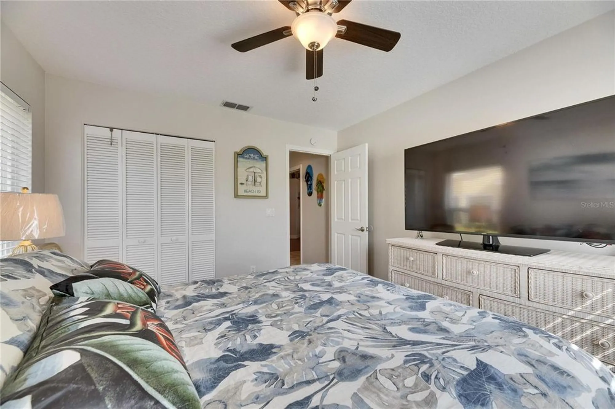 Property Slideshow image 47 of 81 | 334 northway dr, Sun City Center, FL, 33573