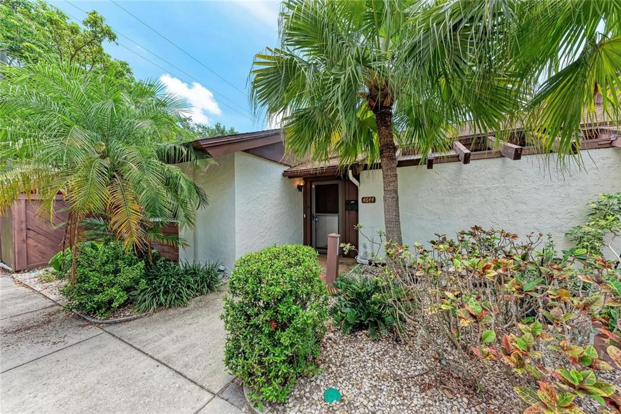Property Slideshow image 2 of 59 | 4644 red maple rd 1303, Bradenton, FL, 34210