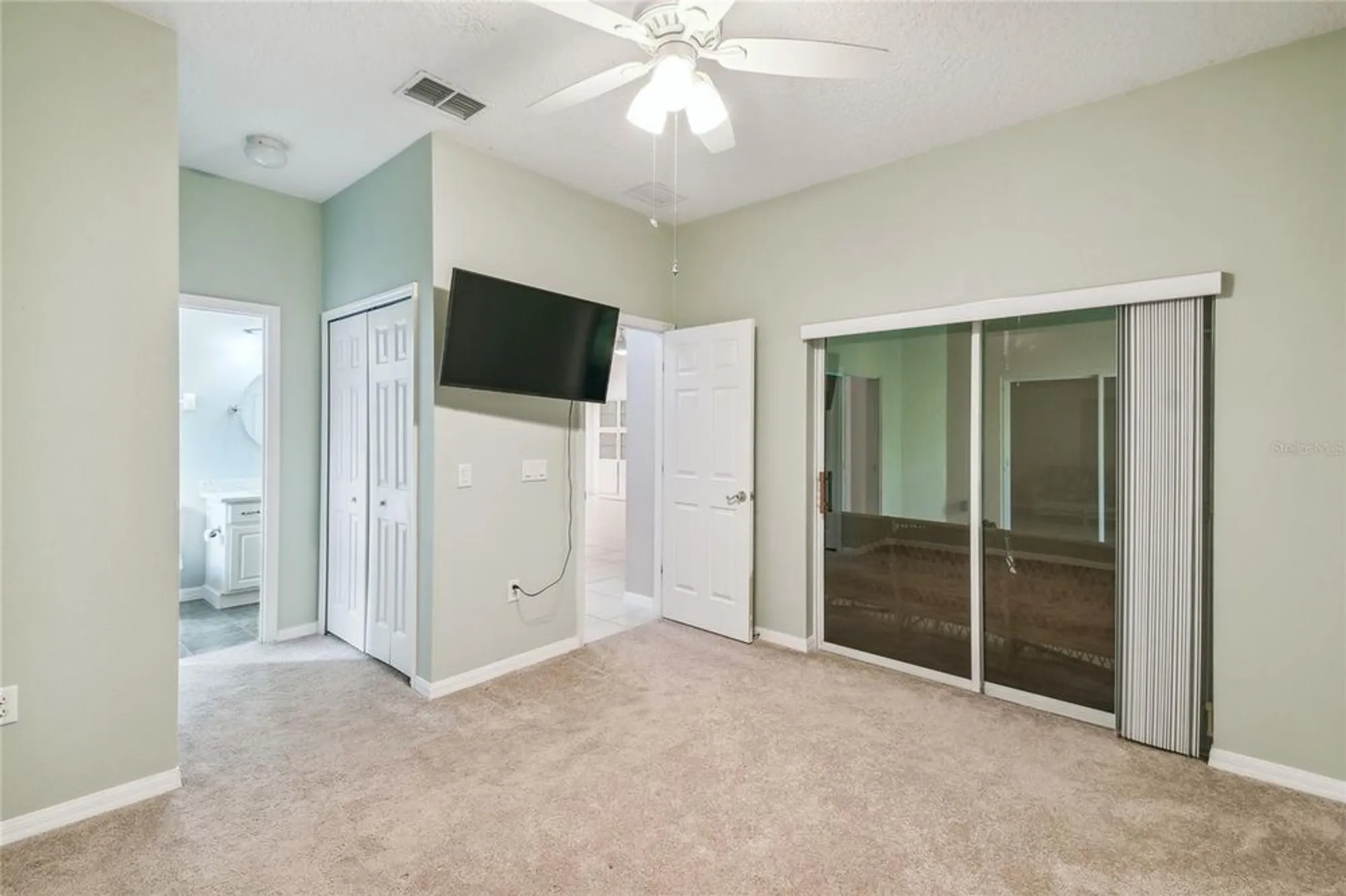 Property Slideshow image 36 of 47 | 540 genoa dr, Poinciana, FL, 34759