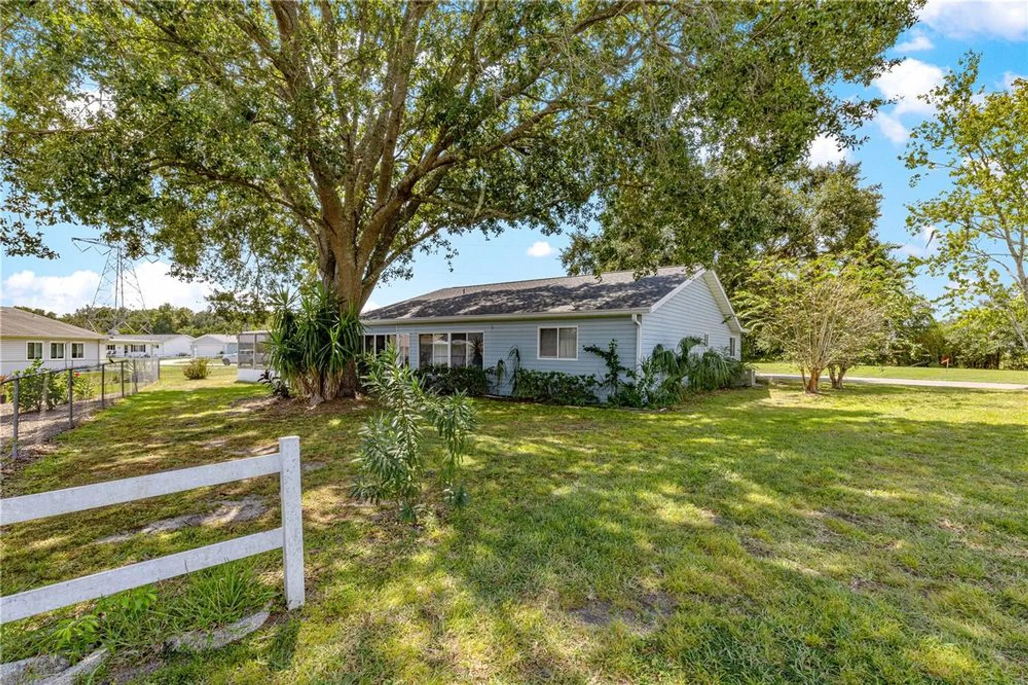 Property Slideshow image 9 of 43 | 17733 se 95th cir, Summerfield, FL, 34491