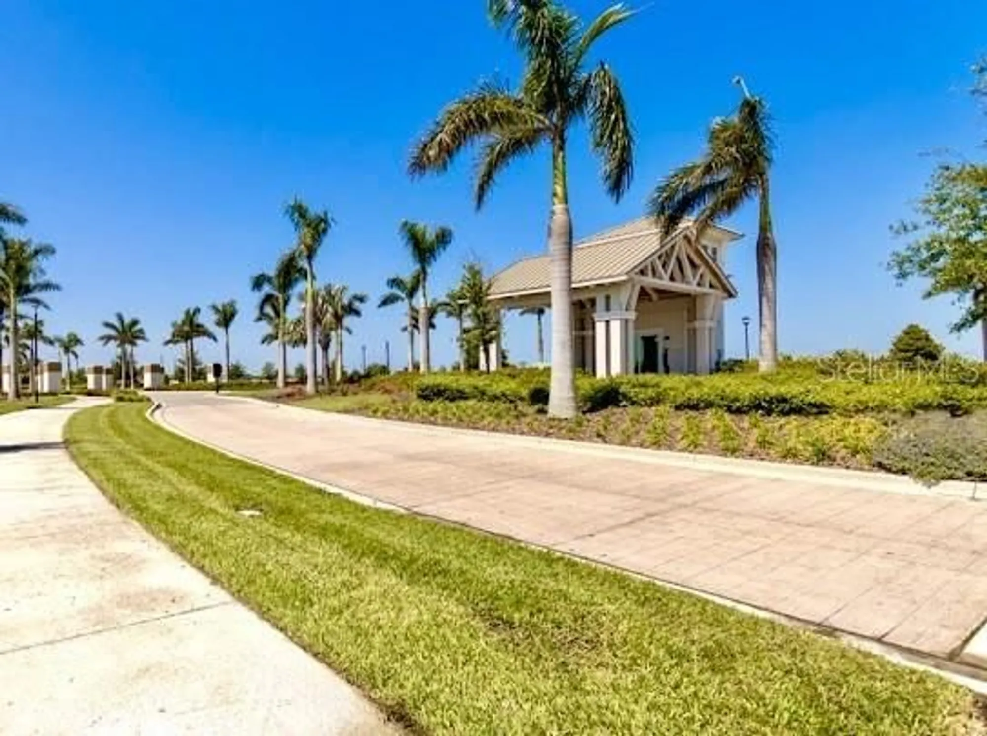 Property Slideshow image 57 of 87 | 9421 shorebird ct, Parrish, FL, 34219