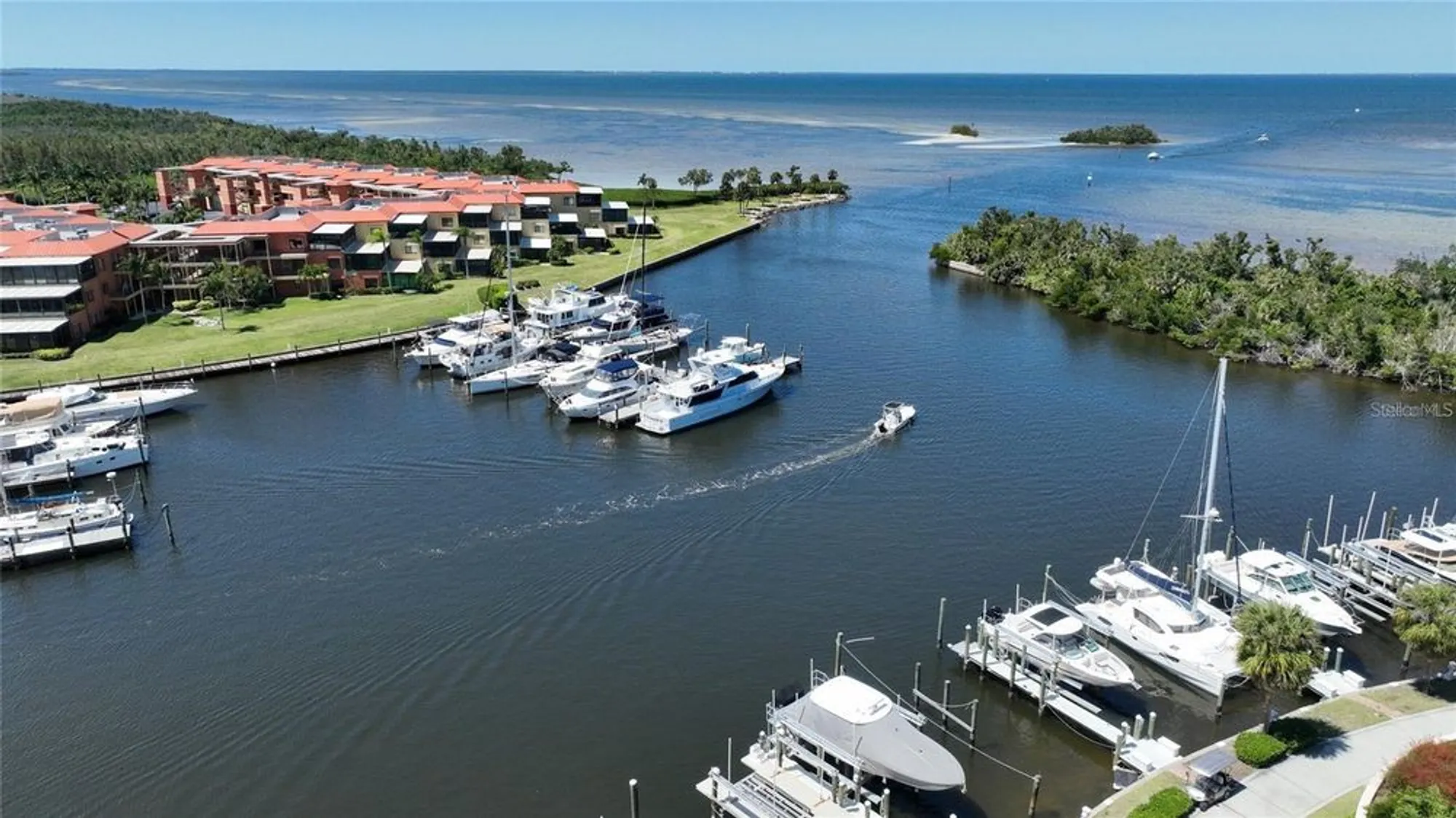 Property Slideshow image 34 of 52 | 3313 sunset key cir unit 705, Punta Gorda, FL, 33955