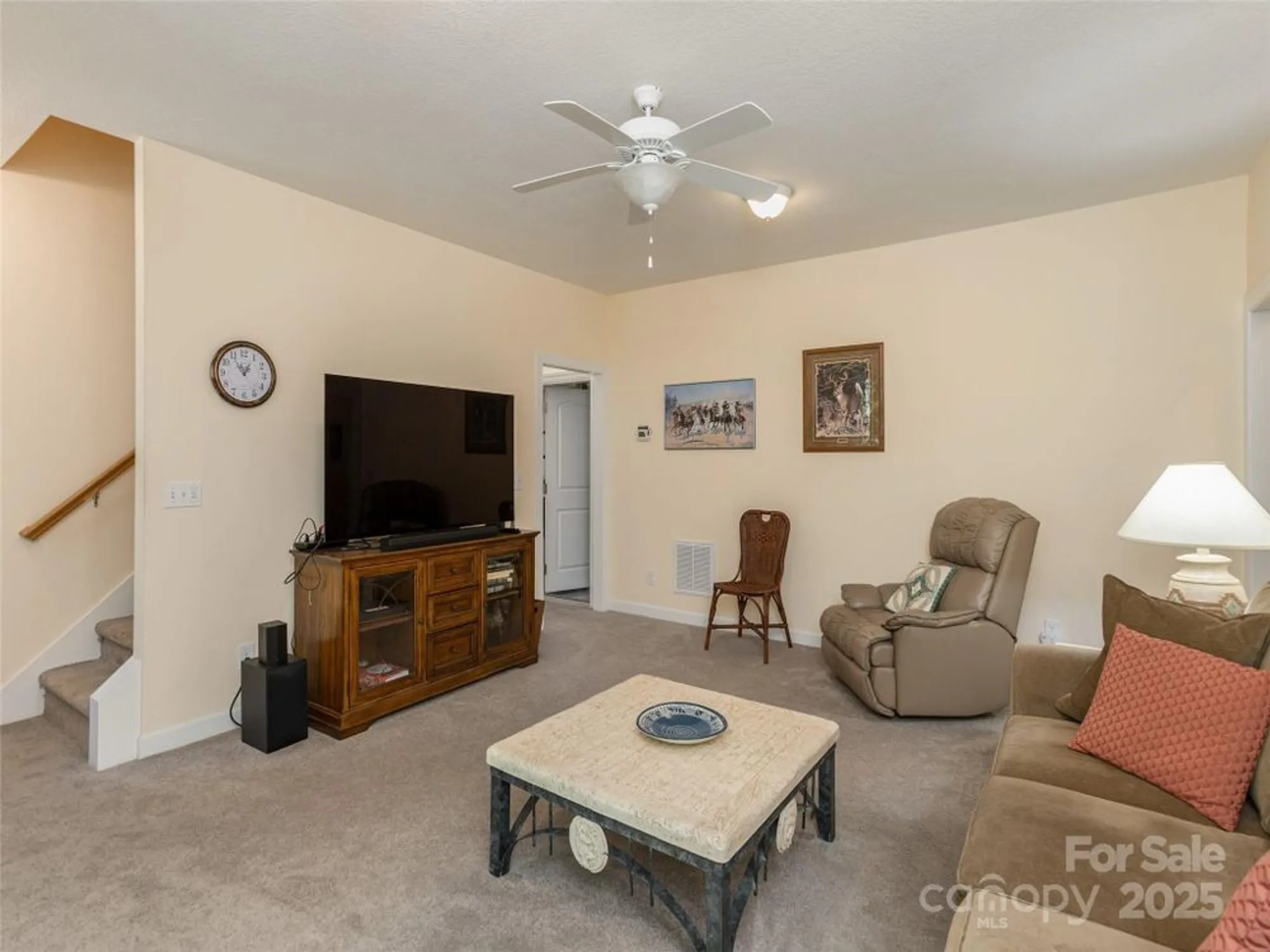 Property Slideshow image 33 of 44 | 17 high park ct, Hendersonville, NC, 28791