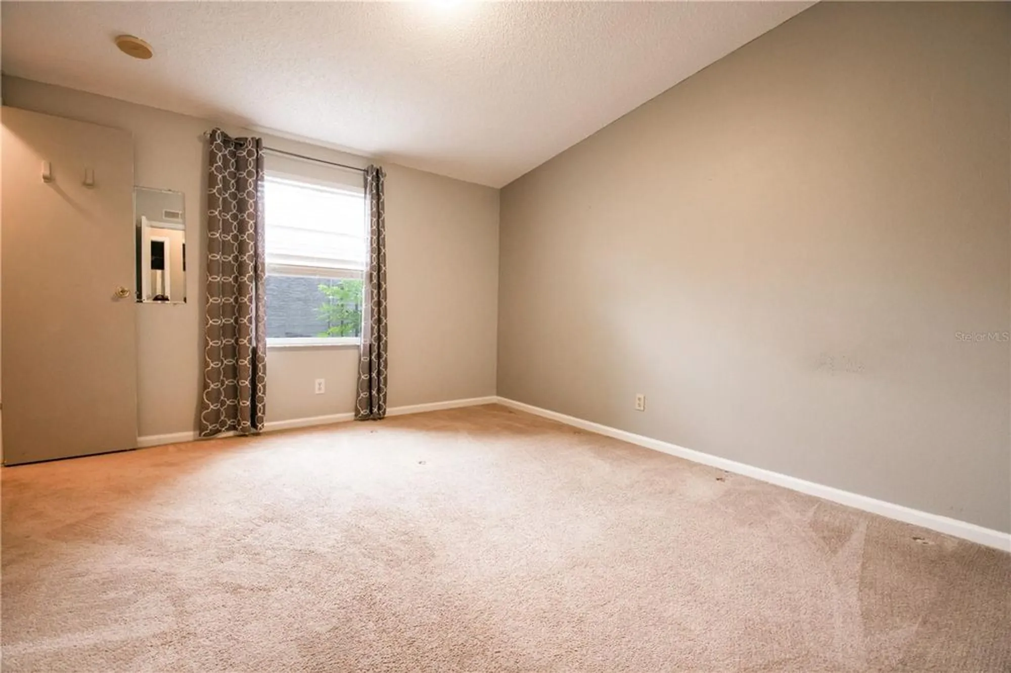 Property Slideshow image 18 of 25 | 912 orchid st, The Villages, FL, 32159