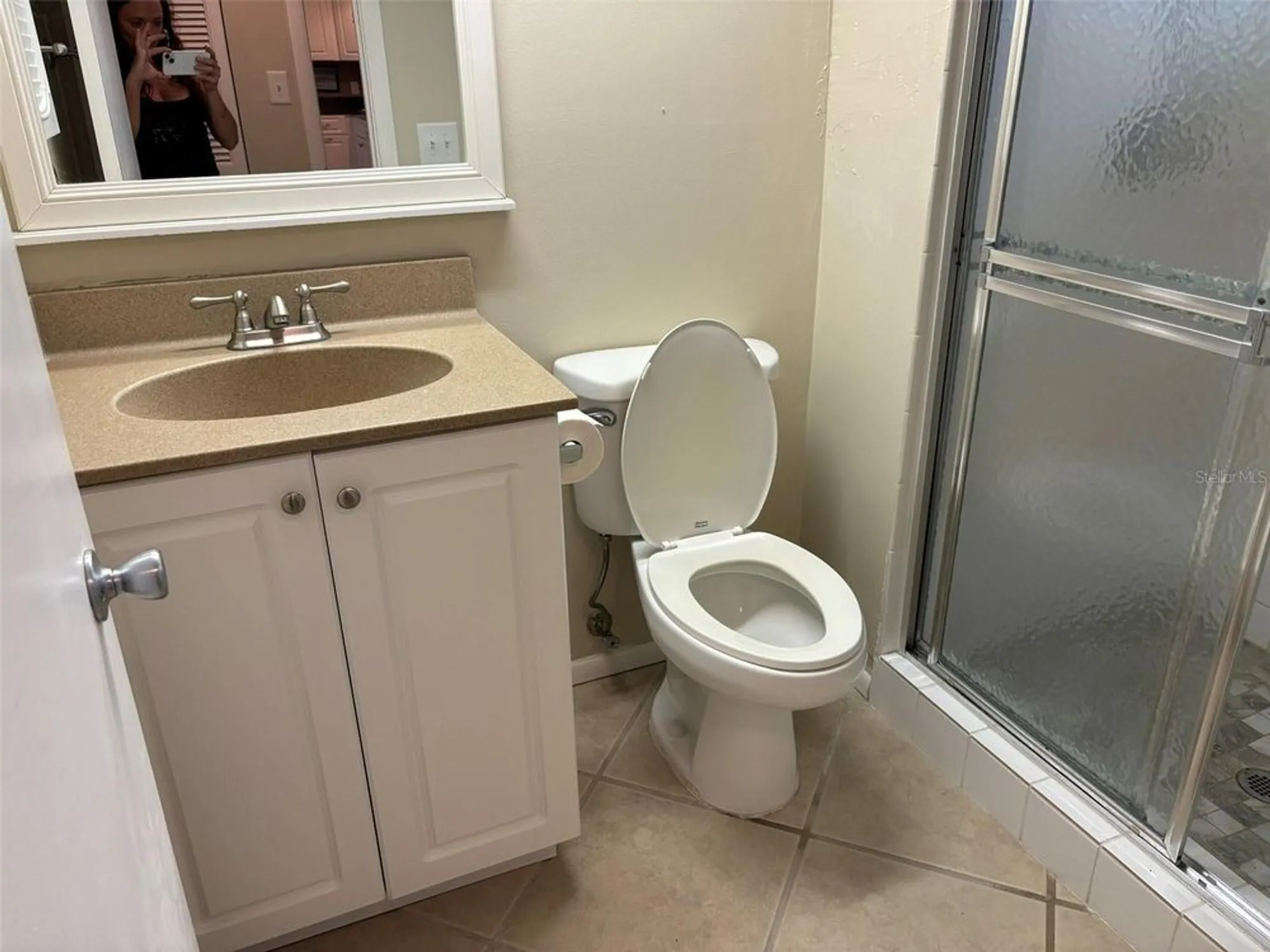 Property Slideshow image 12 of 19 | 1325 s portofino dr 309, Sarasota, FL, 34242