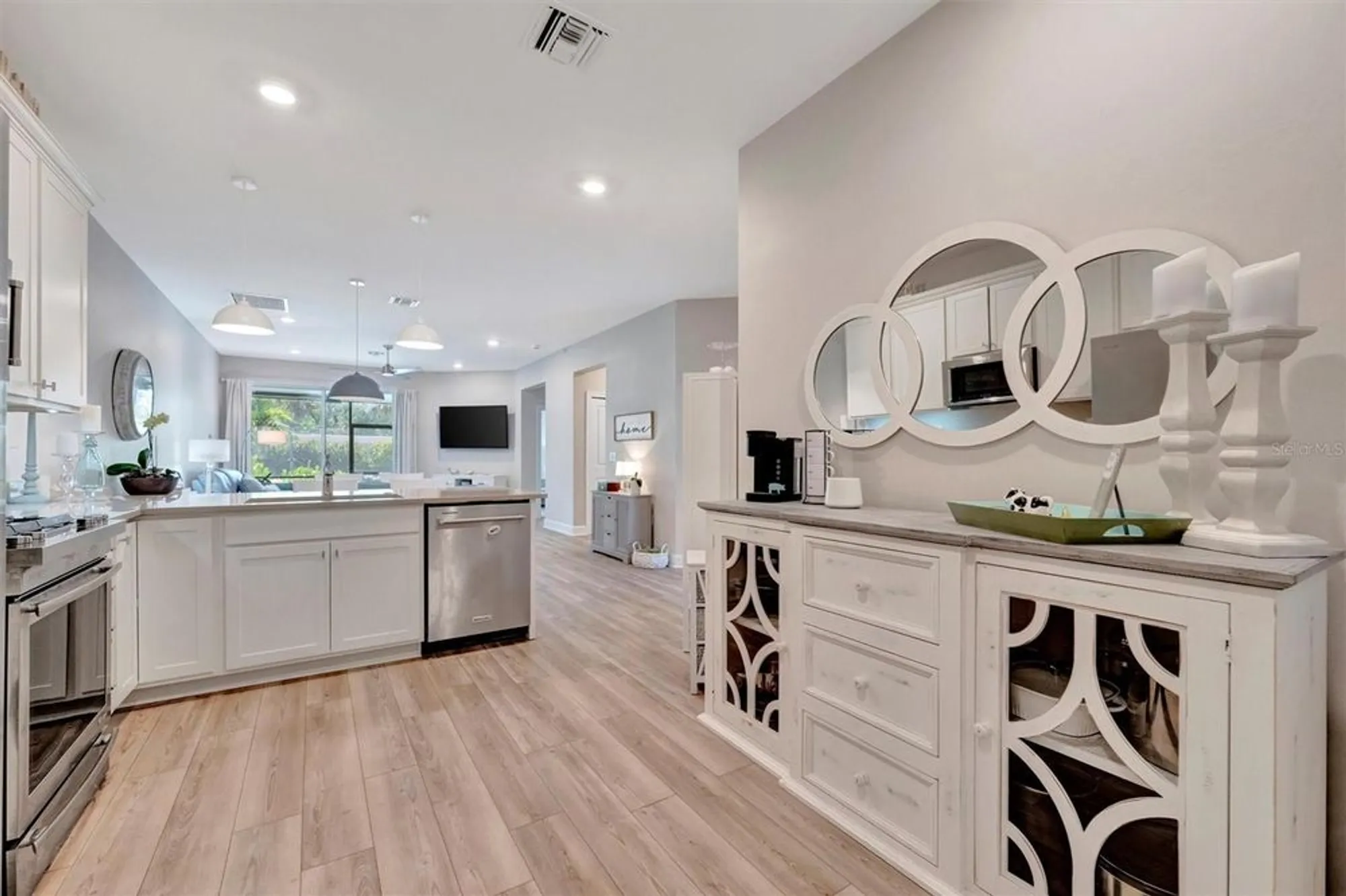 Property Slideshow image 7 of 59 | 25069 pearl lake cir, Englewood, FL, 34223