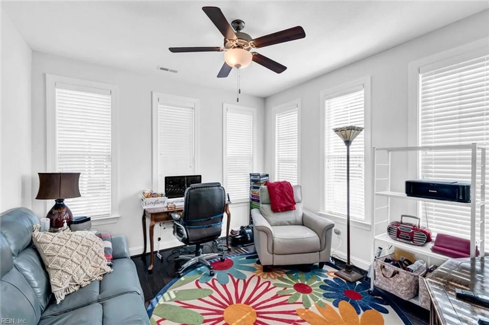 Property Slideshow image 5 of 36 | 936 biltmore way # 37, Chesapeake, VA, 23320