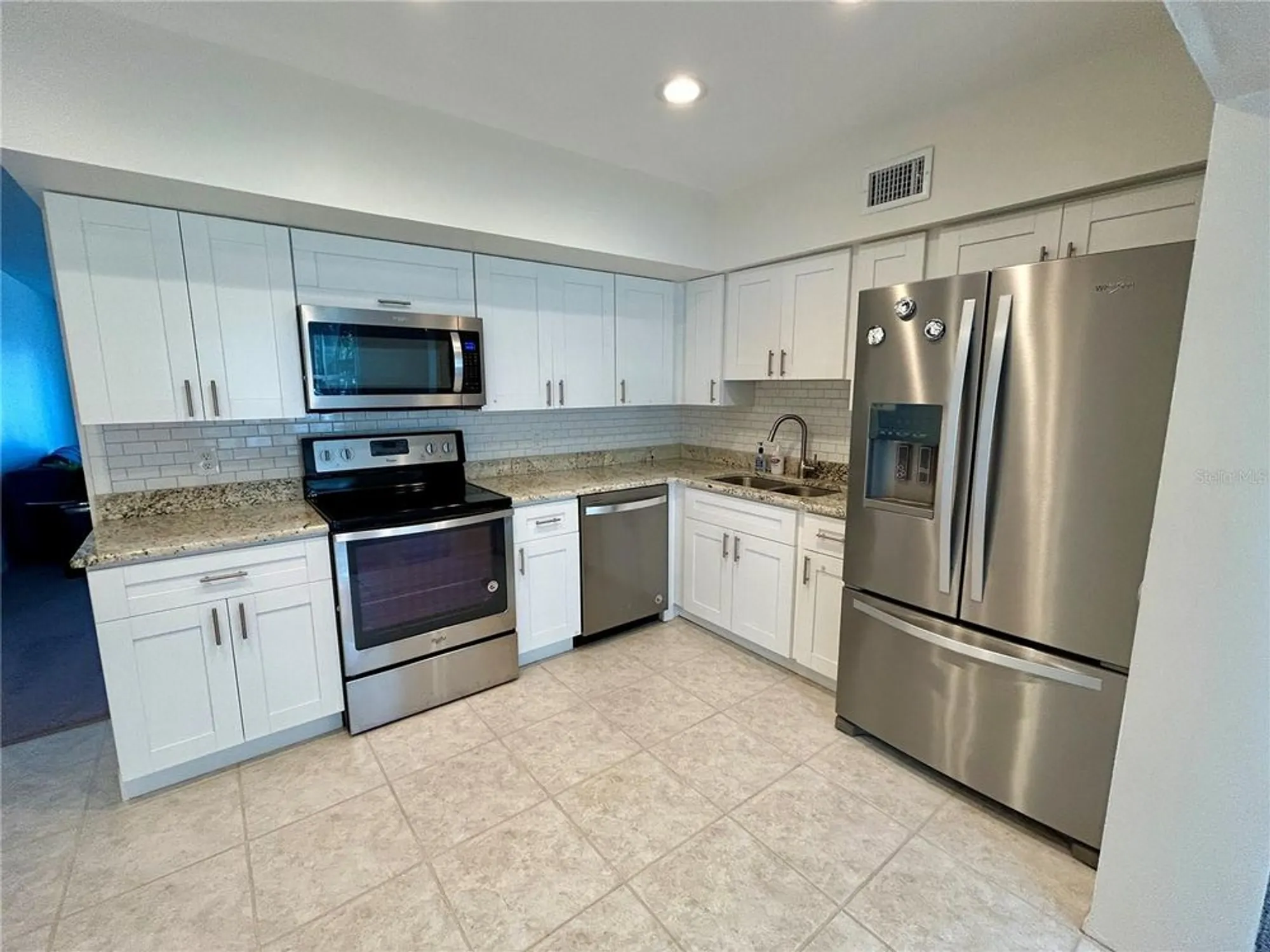 Property Slideshow image 9 of 54 | 2070 world parkway blvd apt 36, Clearwater, FL, 33763