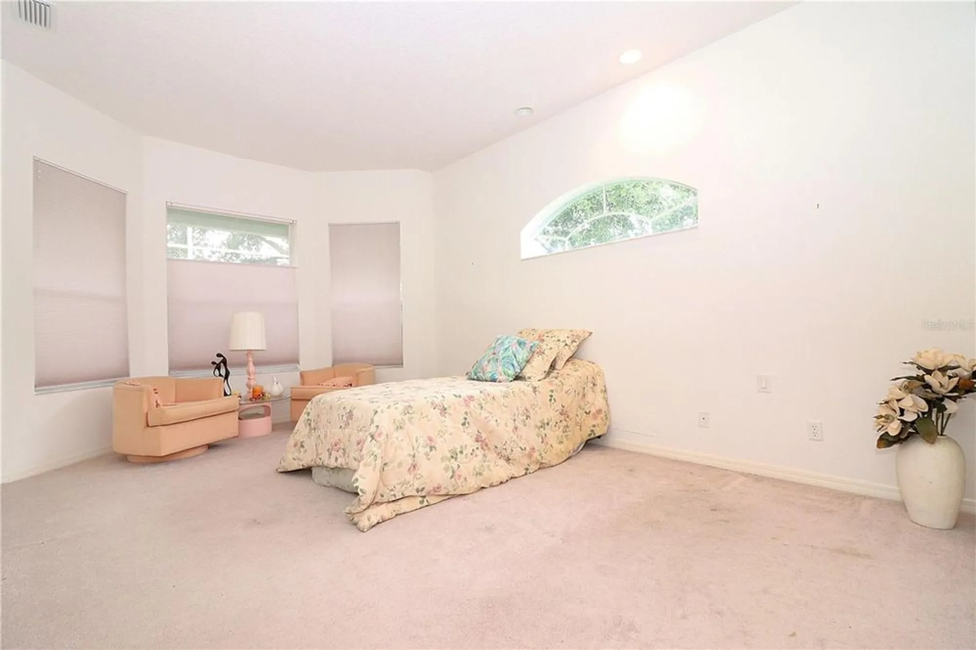 Property Slideshow image 11 of 49 | 22125 draw bridge dr, Leesburg, FL, 34748