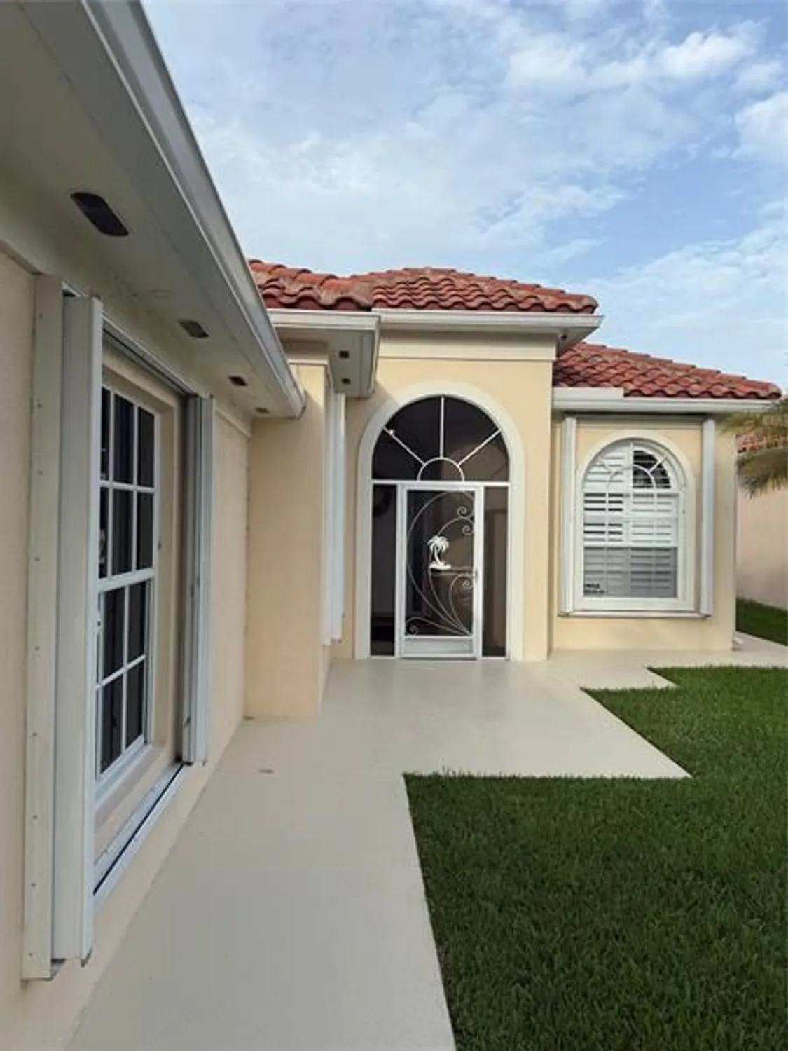 Property Slideshow image 3 of 31 | 2752 irma lake dr, West Palm Beach, FL, 33411