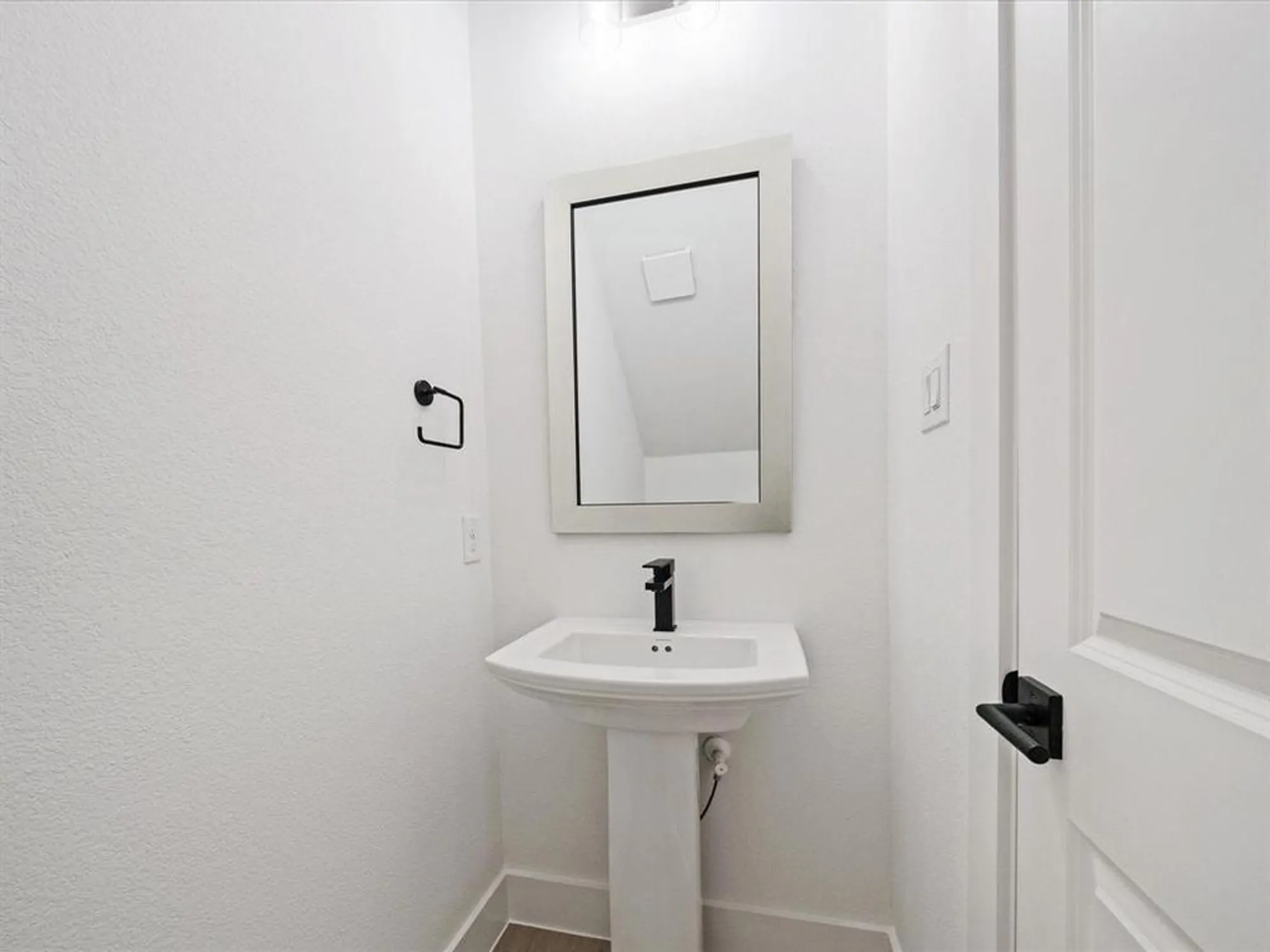 Property Slideshow image 17 of 40 | 1436 imperial ave, Frisco, TX, 75036