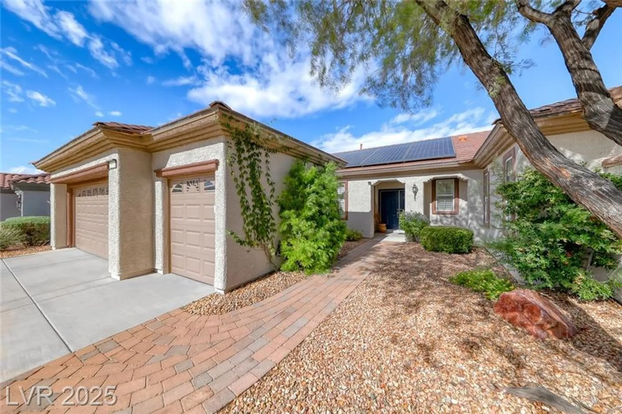 Property Slideshow image 8 of 56 | 1601 wellington springs ave, Henderson, NV, 89052