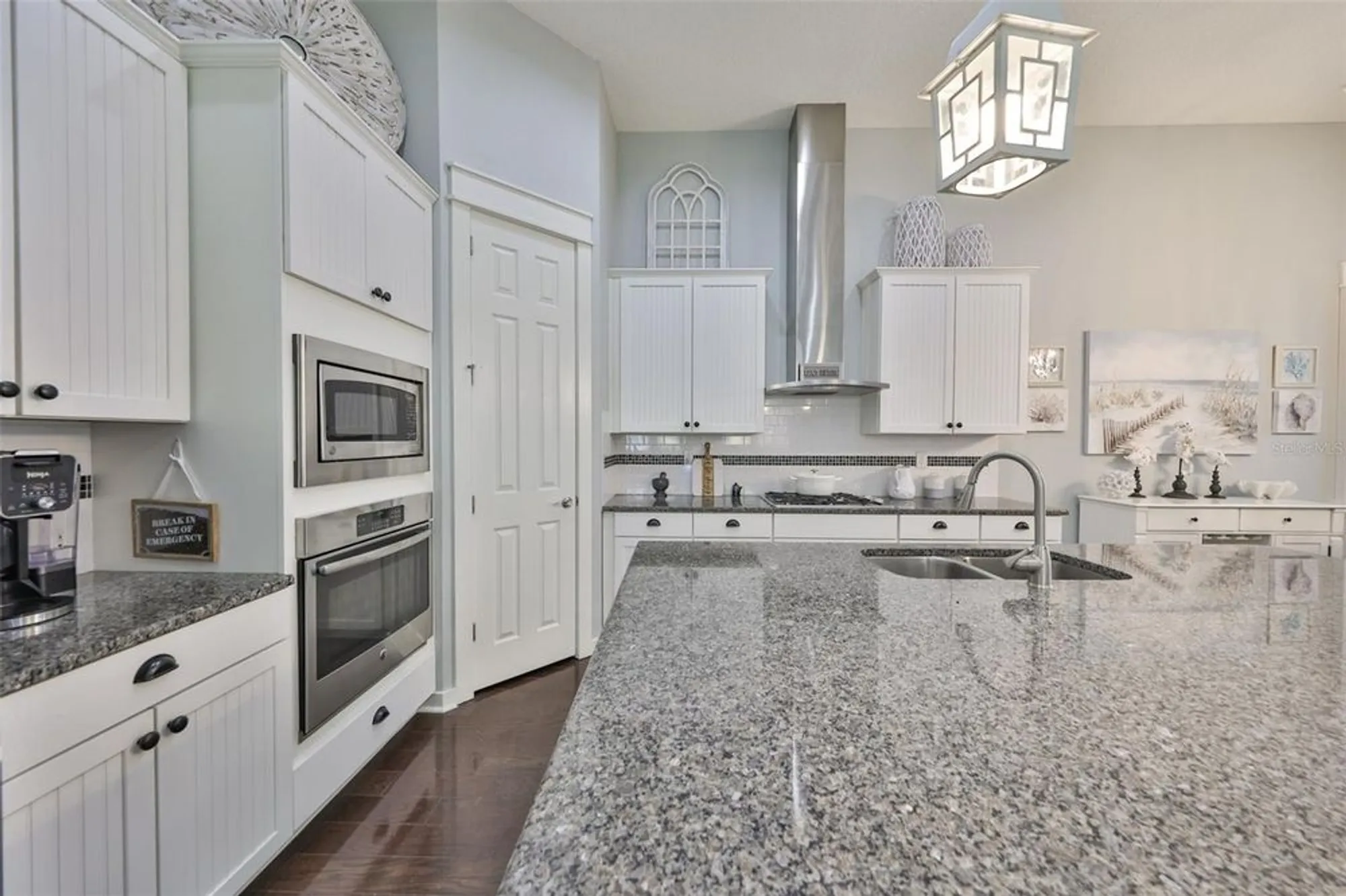 Property Slideshow image 9 of 75 | 511 winterside dr, Apollo Beach, FL, 33572