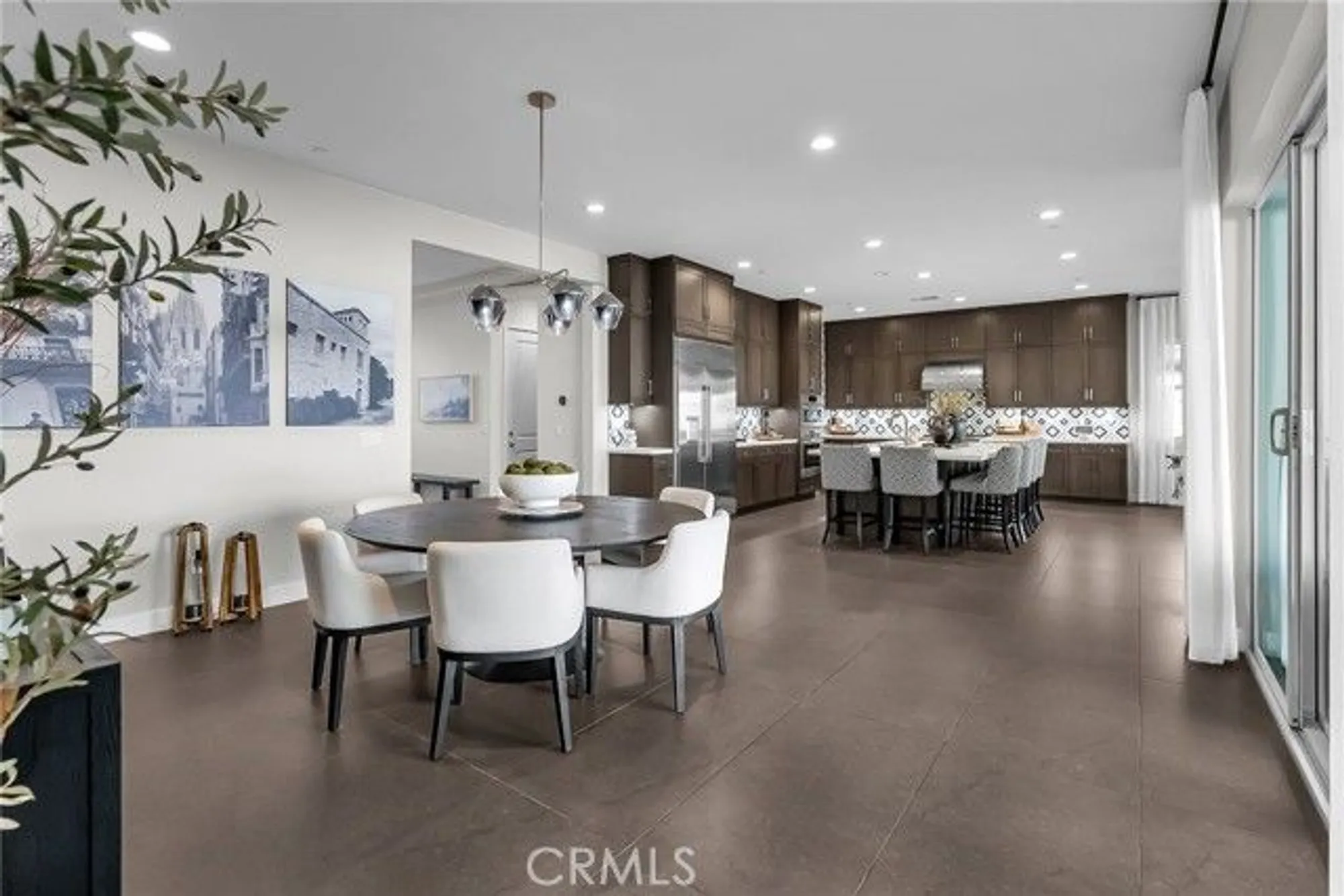 Property Slideshow image 13 of 44 | 11686 oakton way, Corona, CA, 92883