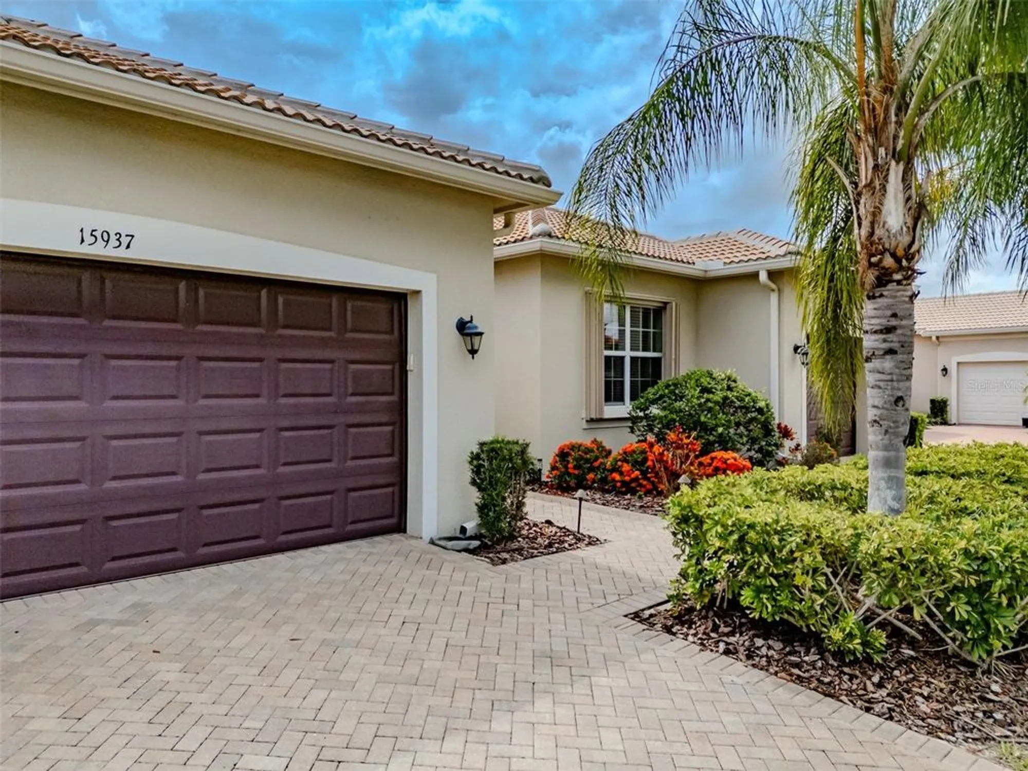Property Slideshow image 2 of 96 | 15937 cape coral dr, Wimauma, FL, 33598
