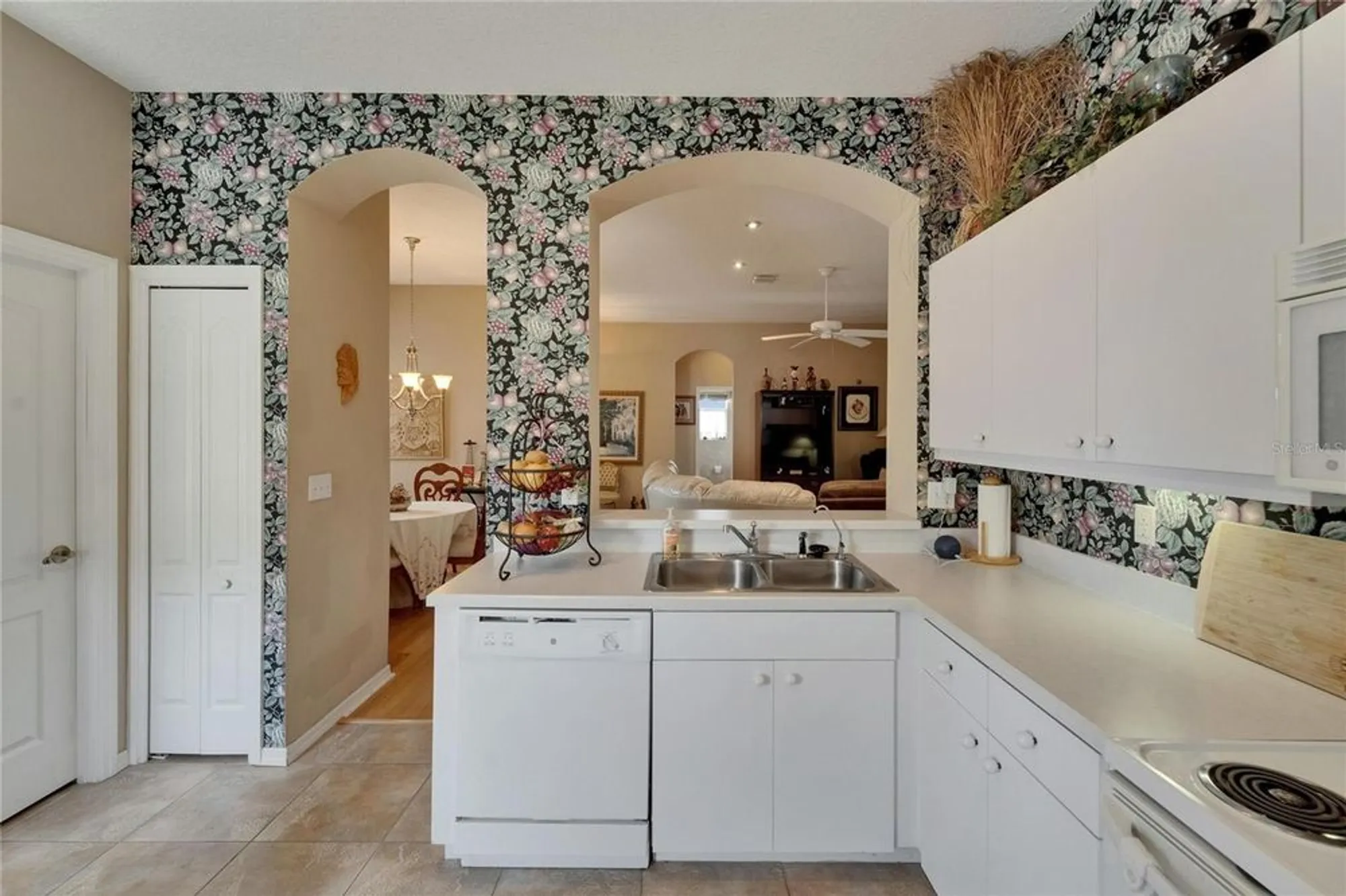 Property Slideshow image 21 of 90 | 2258 preservation green ct, Sun City Center, FL, 33573