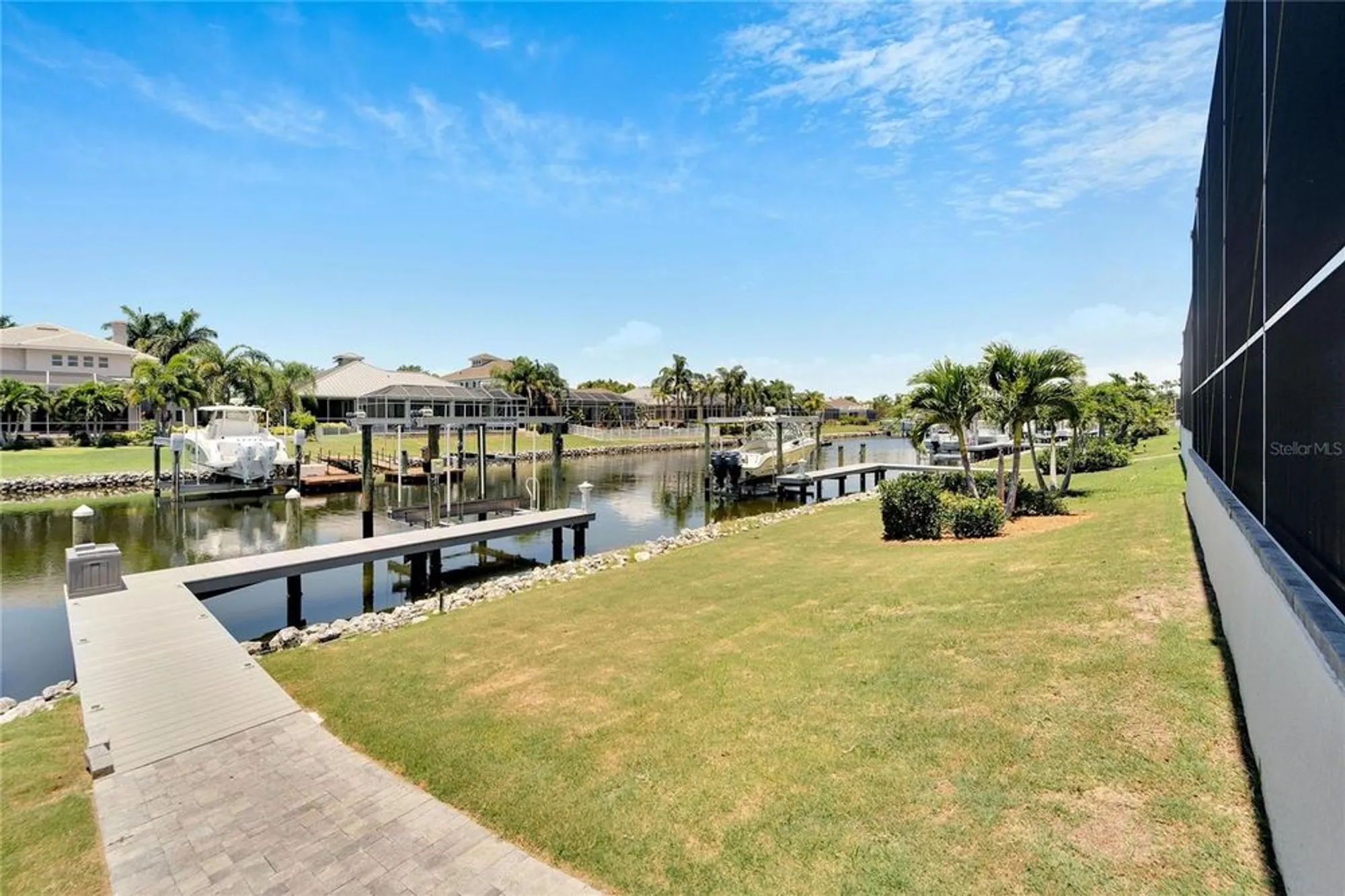 Property Slideshow image 9 of 62 | 5243 wishing arch dr, Apollo Beach, FL, 33572