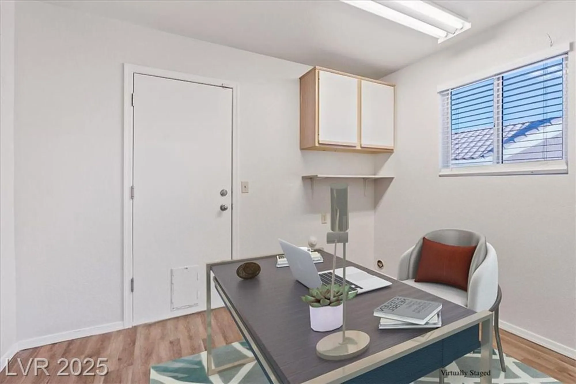 Property Slideshow image 16 of 21 | 9105 marble dr, Las Vegas, NV, 89134