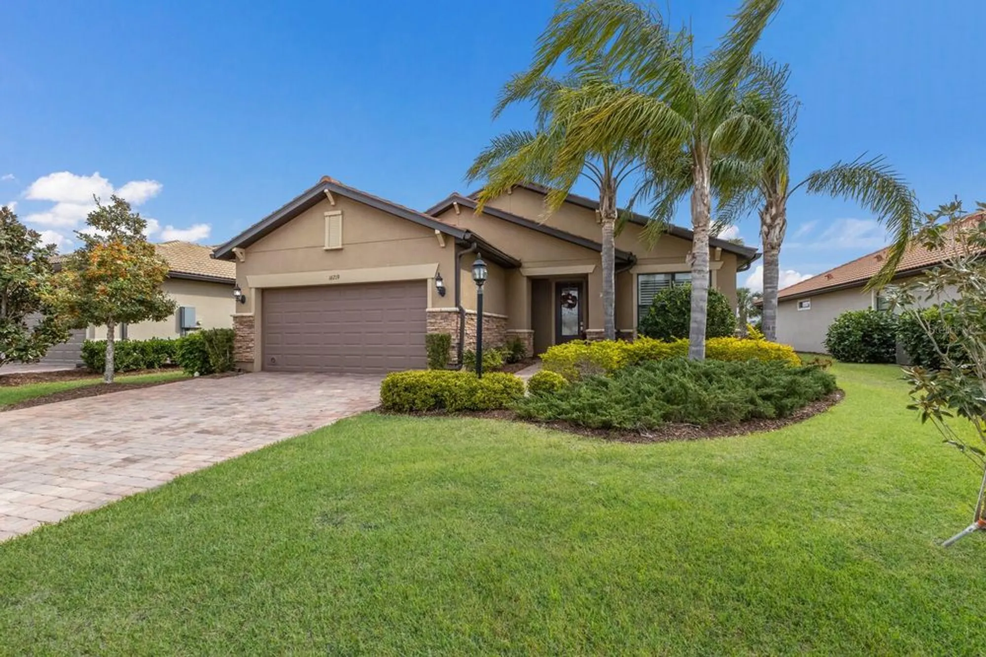Property Slideshow image 2 of 45 | 16719 ellsworth ave, Bradenton, FL, 34202