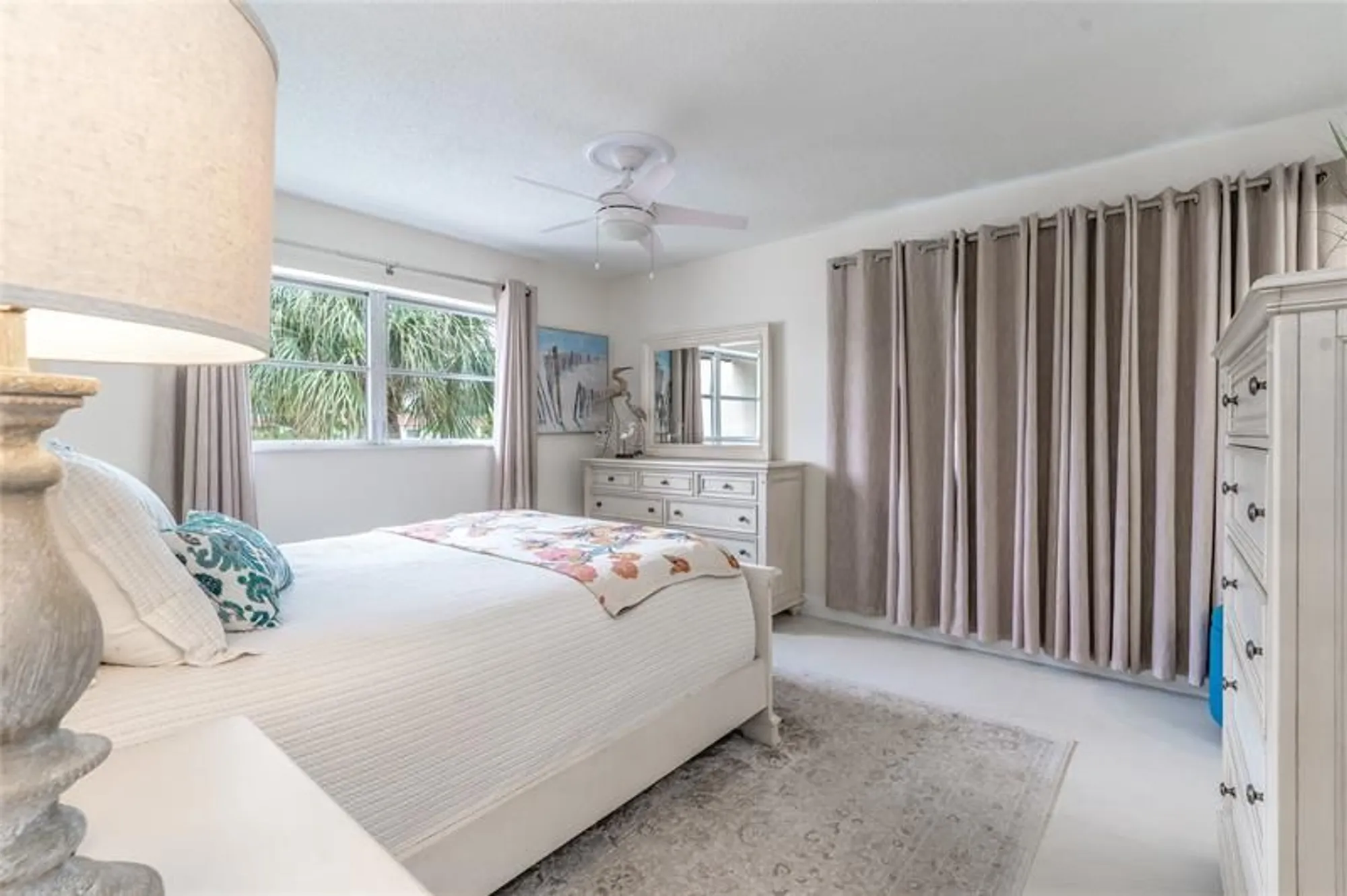Property Slideshow image 15 of 61 | 9411 n hollybrook lake dr 310, Pembroke Pines, FL, 33025