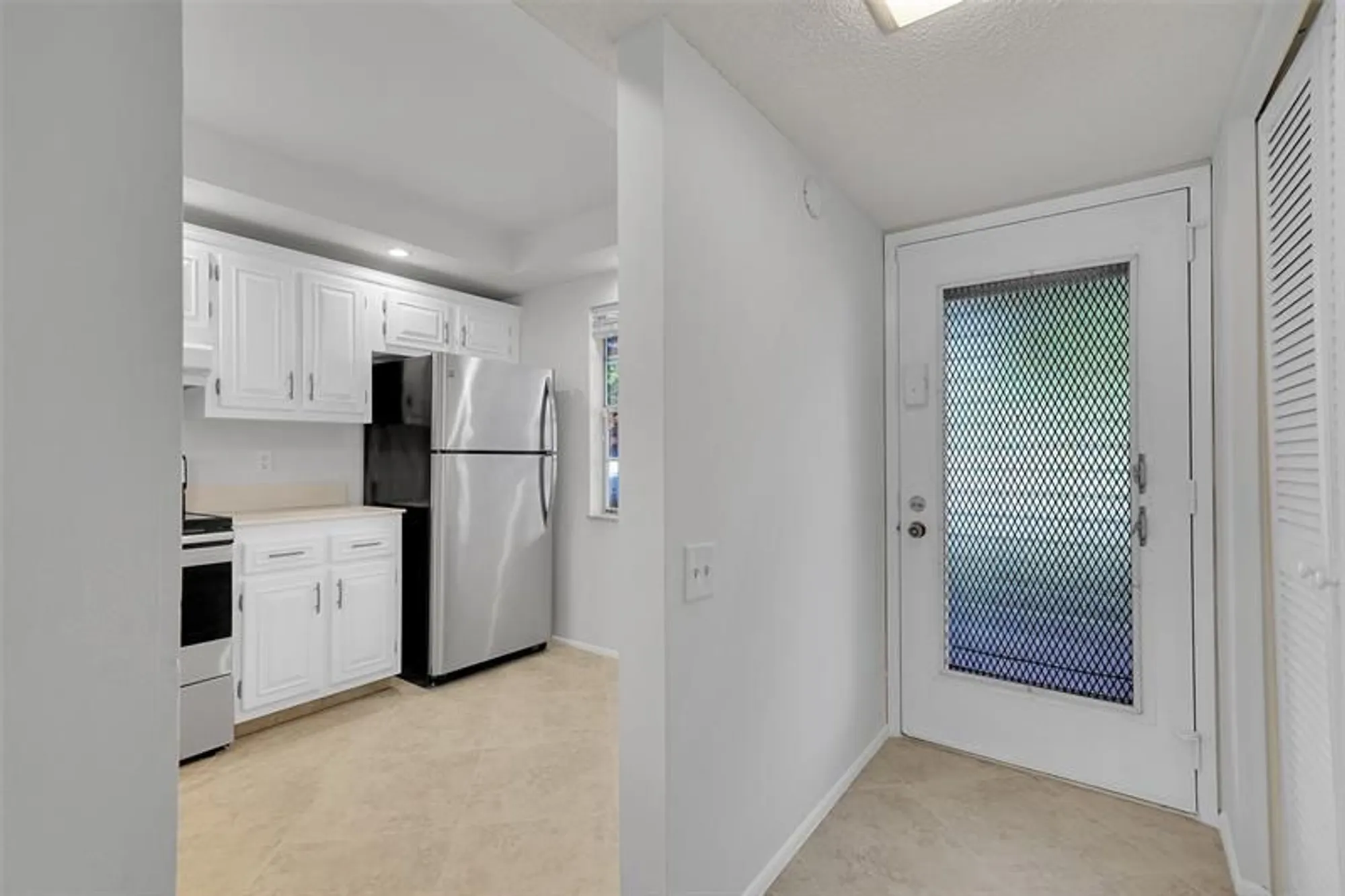 Property Slideshow image 11 of 37 | 2612 nassau bnd d1, Coconut Creek, FL, 33066