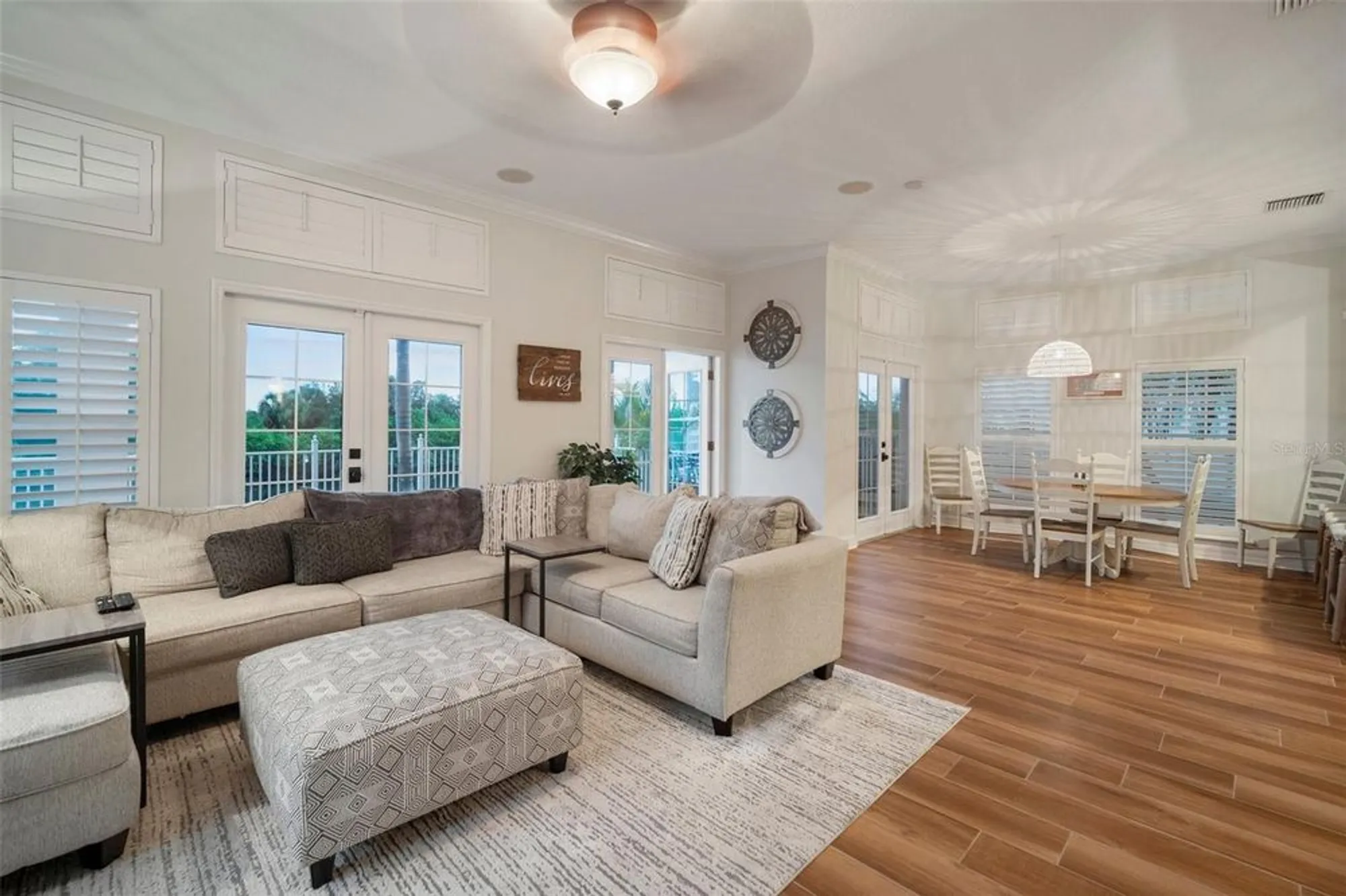 Property Slideshow image 8 of 94 | 825 islebay dr, Apollo Beach, FL, 33572