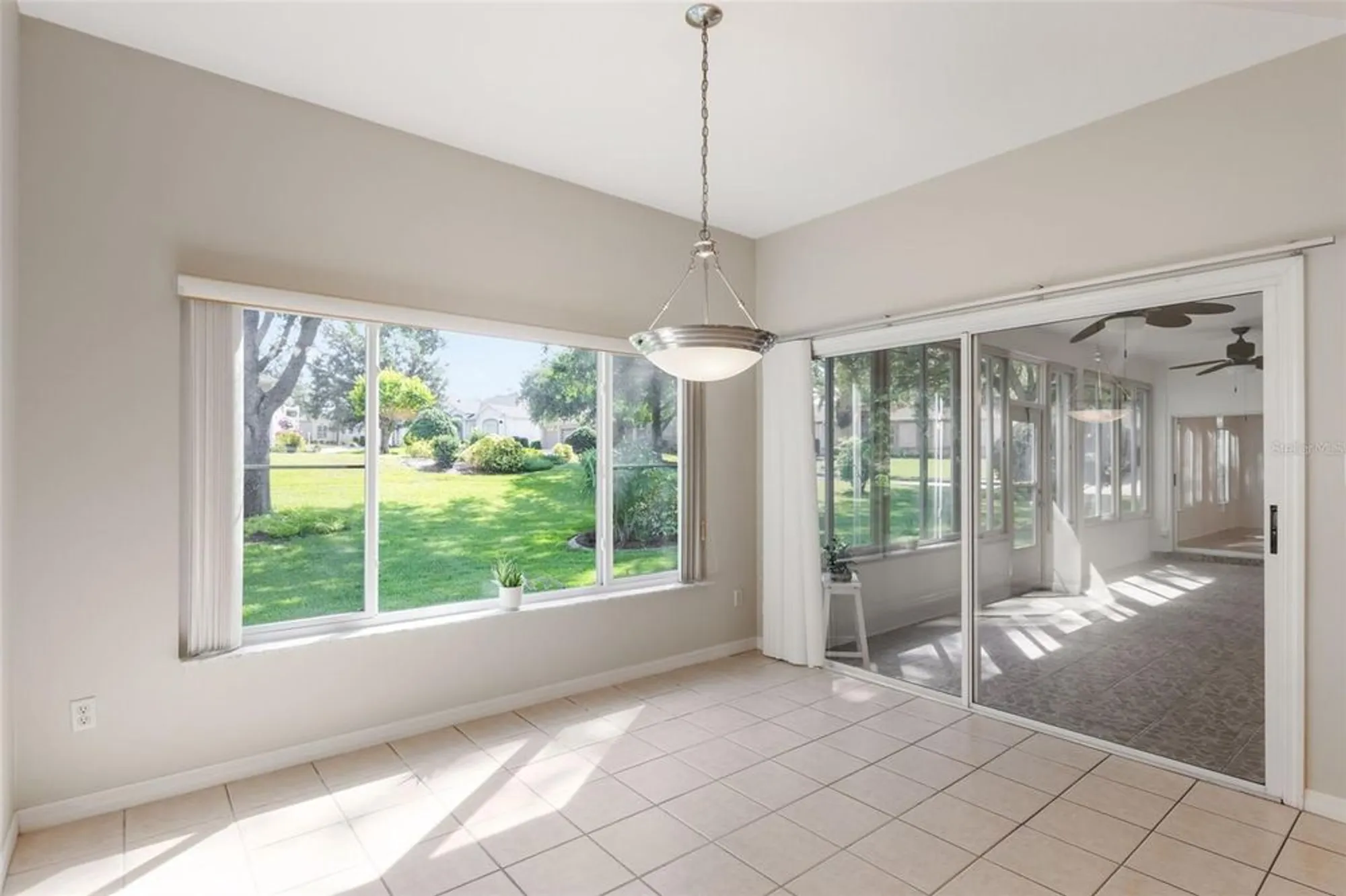 Property Slideshow image 13 of 61 | 24502 parlange ct, Leesburg, FL, 34748