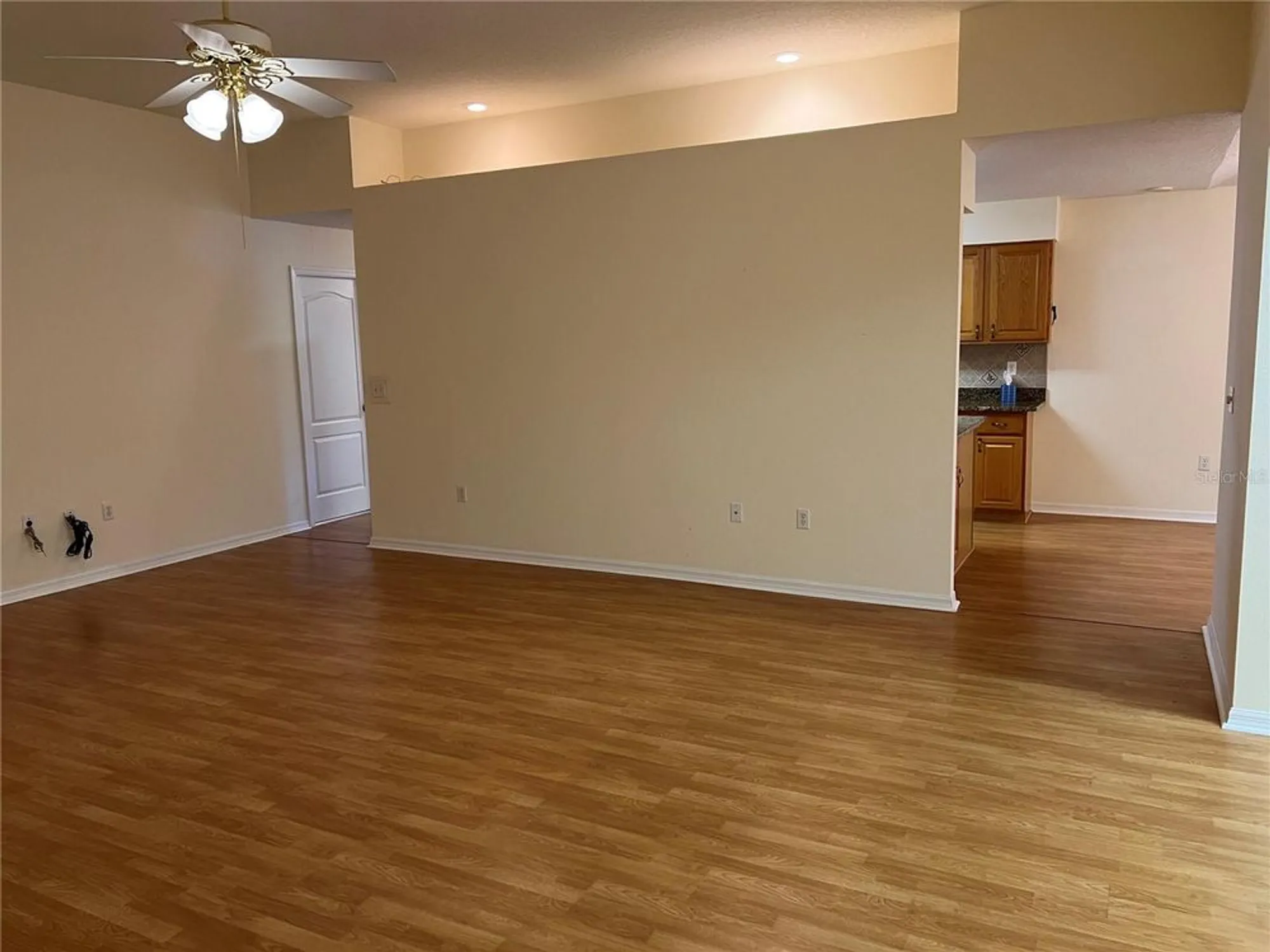 Property Slideshow image 14 of 70 | 669 waterford dr, Haines City, FL, 33844