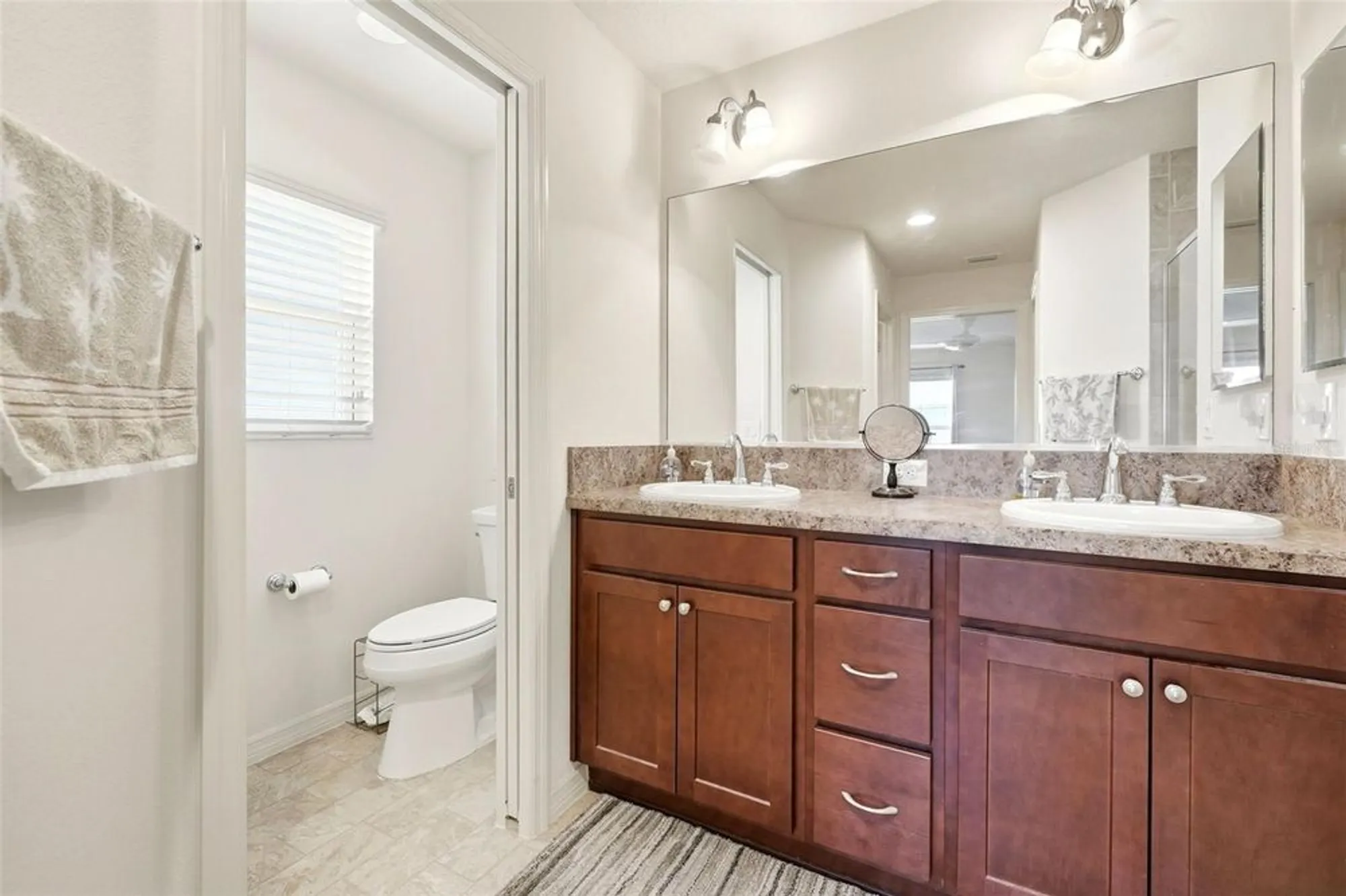 Property Slideshow image 22 of 48 | 937 kauska way, The Villages, FL, 32163