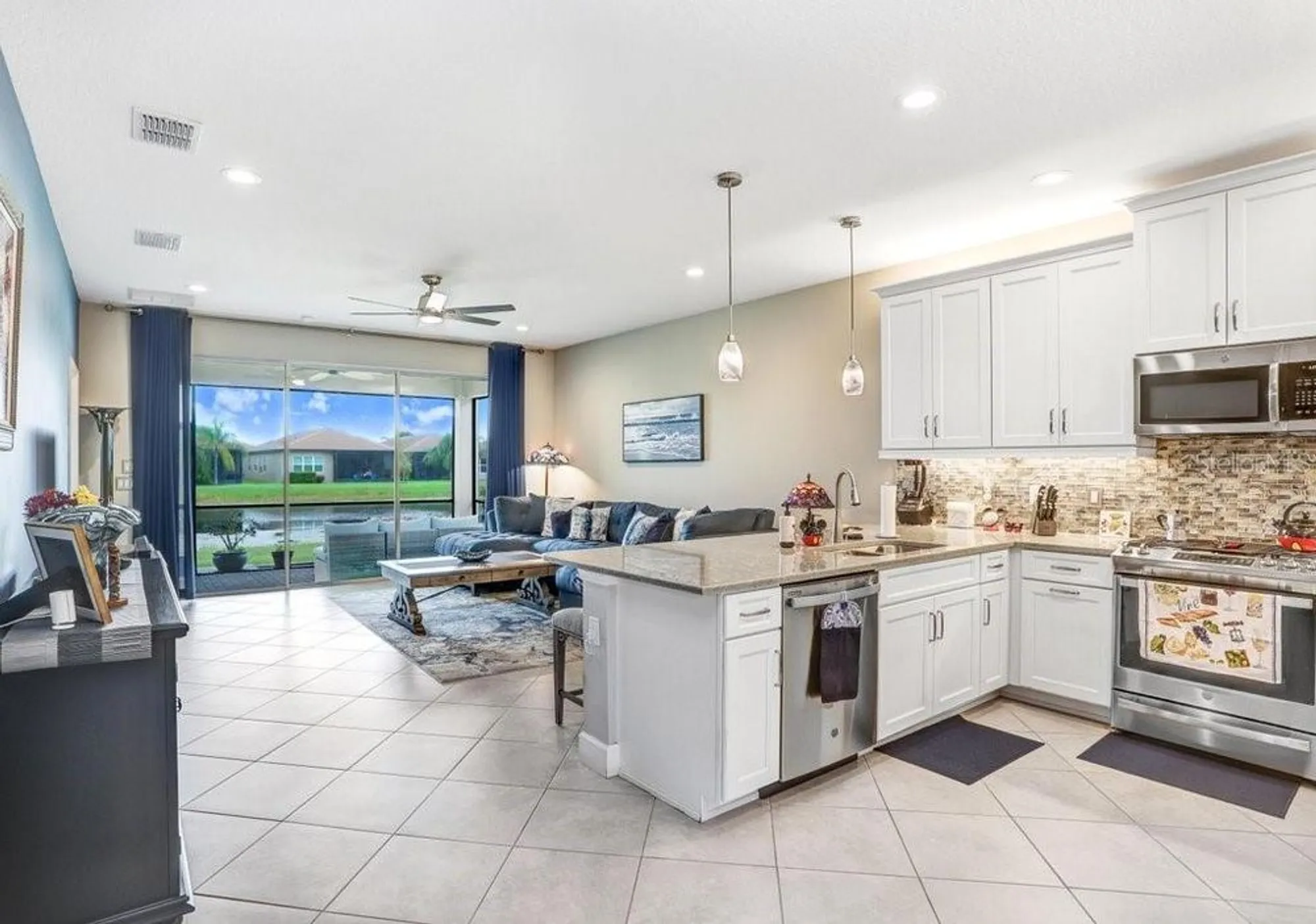 Property Slideshow image 12 of 35 | 4749 avila lakes dr, Wimauma, FL, 33598