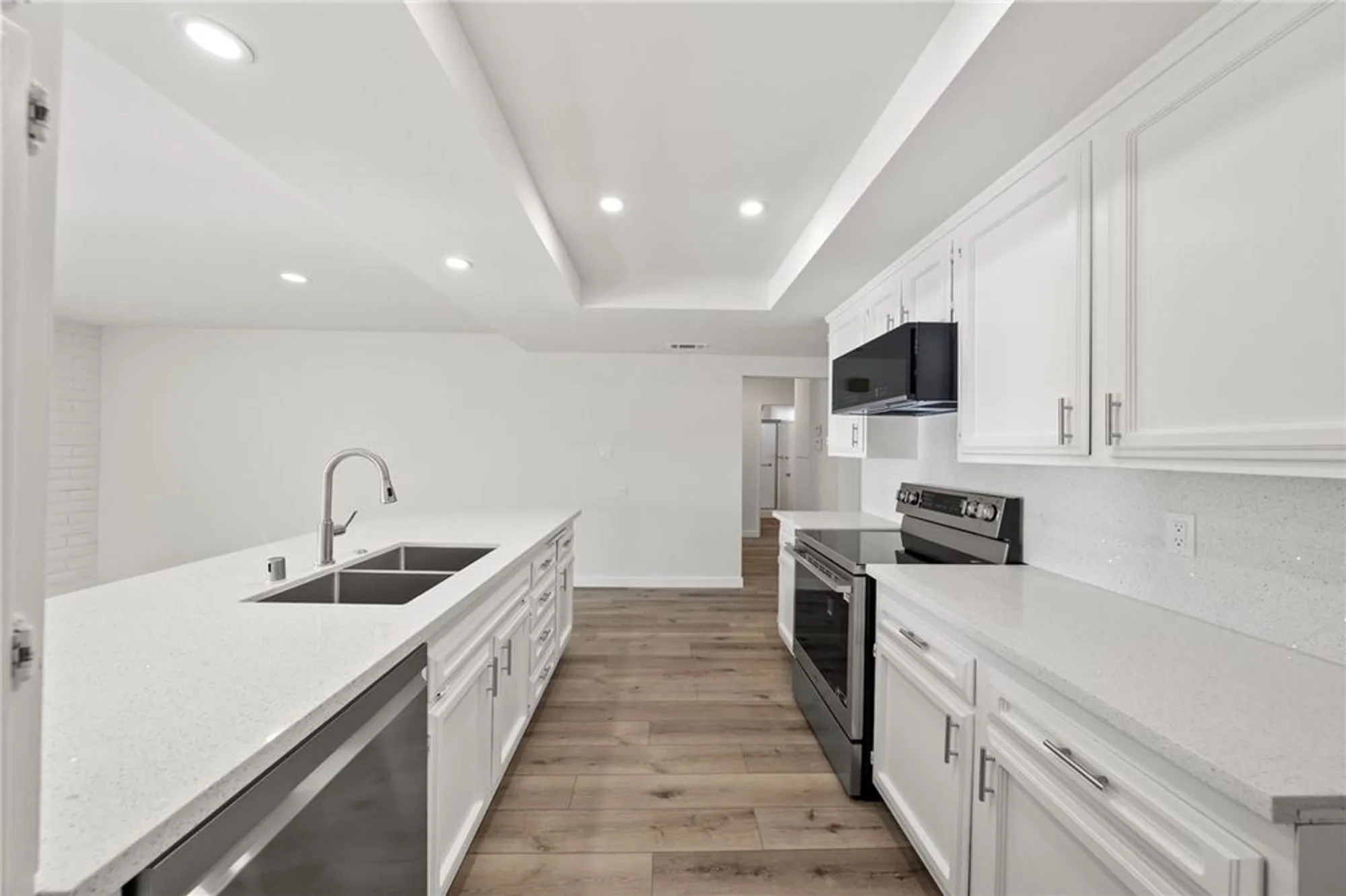 Property Slideshow image 8 of 34 | 26051 brandywine dr, Menifee, CA, 92586