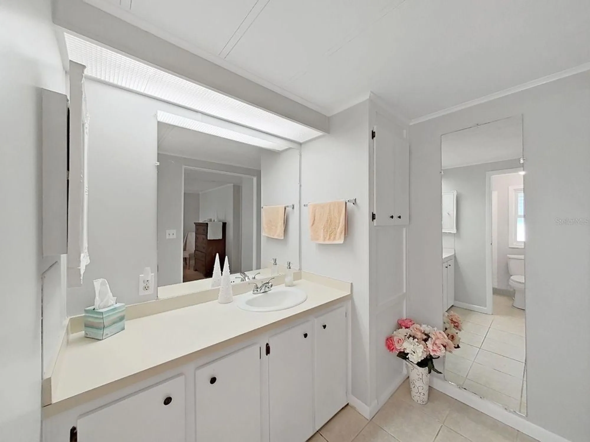 Property Slideshow image 26 of 45 | 4928 foxdale dr, Lakeland, FL, 33810