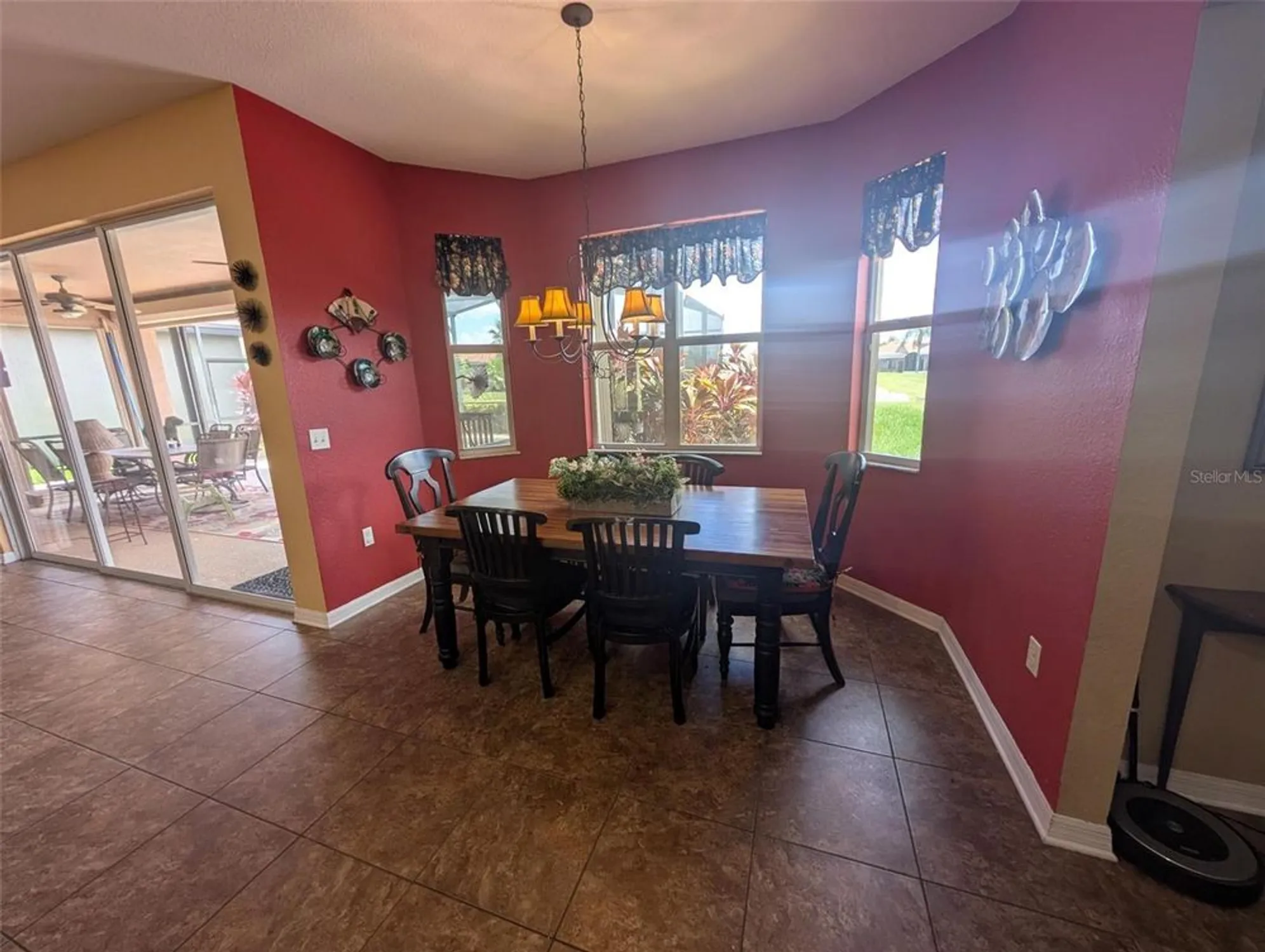 Property Slideshow image 15 of 36 | 5384 hogan ln, Winter Haven, FL, 33884