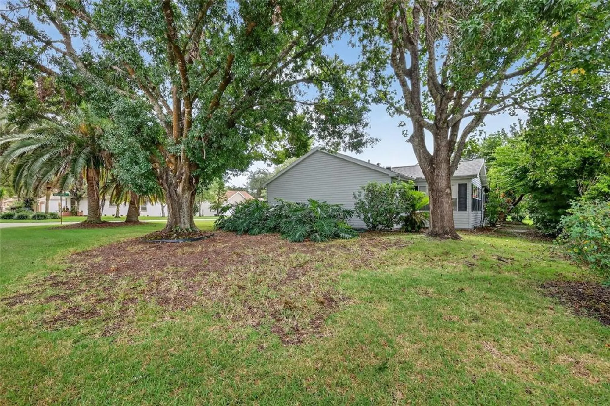 Property Slideshow image 27 of 31 | 220 palermo pl, The Villages, FL, 32159