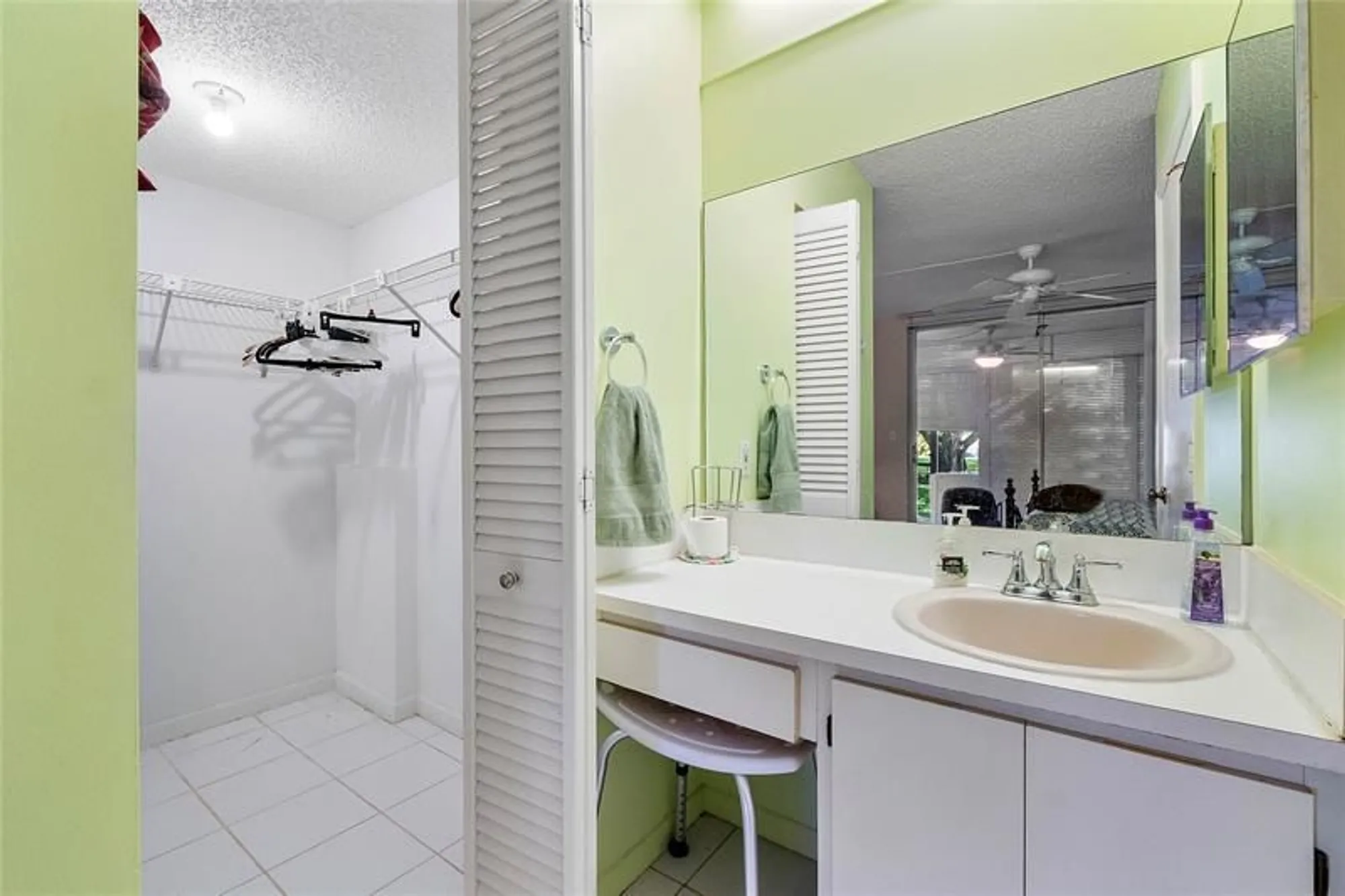 Property Slideshow image 20 of 50 | 6890 royal palm blvd 102h, Margate, FL, 33063