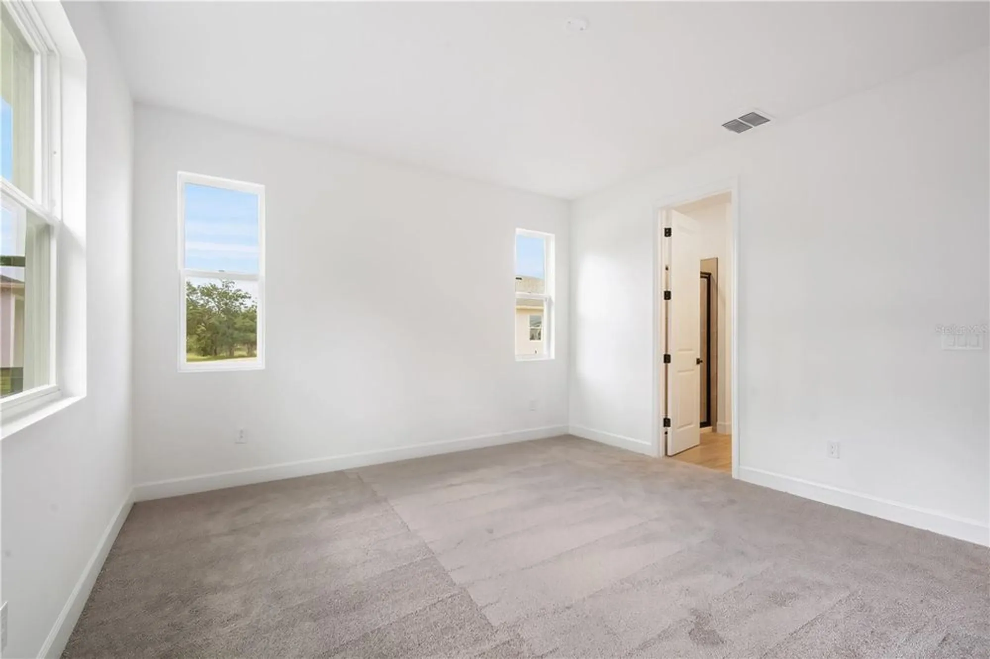 Property Slideshow image 22 of 45 | 9177 players dr, Weeki Wachee, FL, 34613