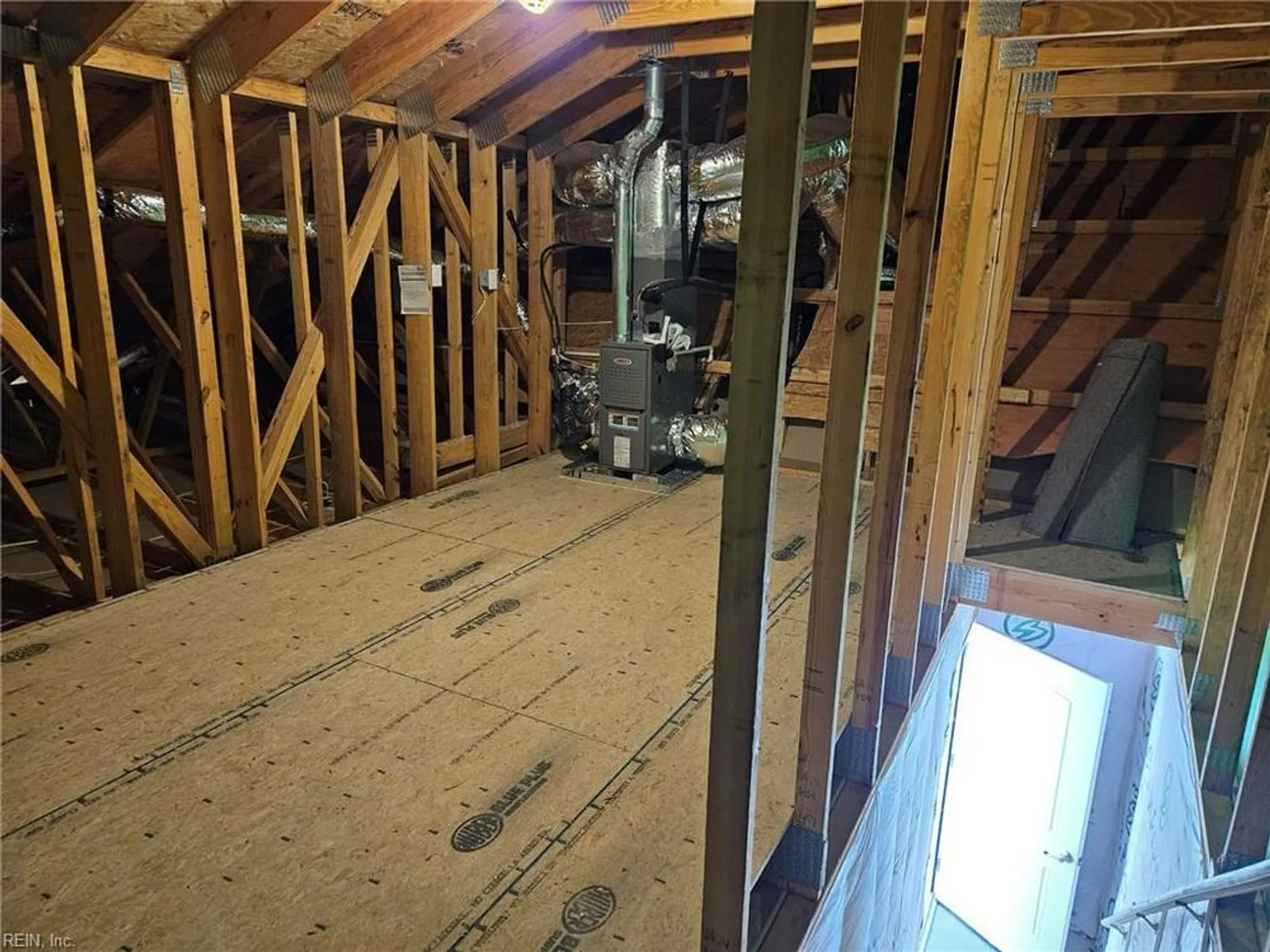 Property Slideshow image 25 of 41 | 222 richmond ave # 20-1, Smithfield, VA, 23430