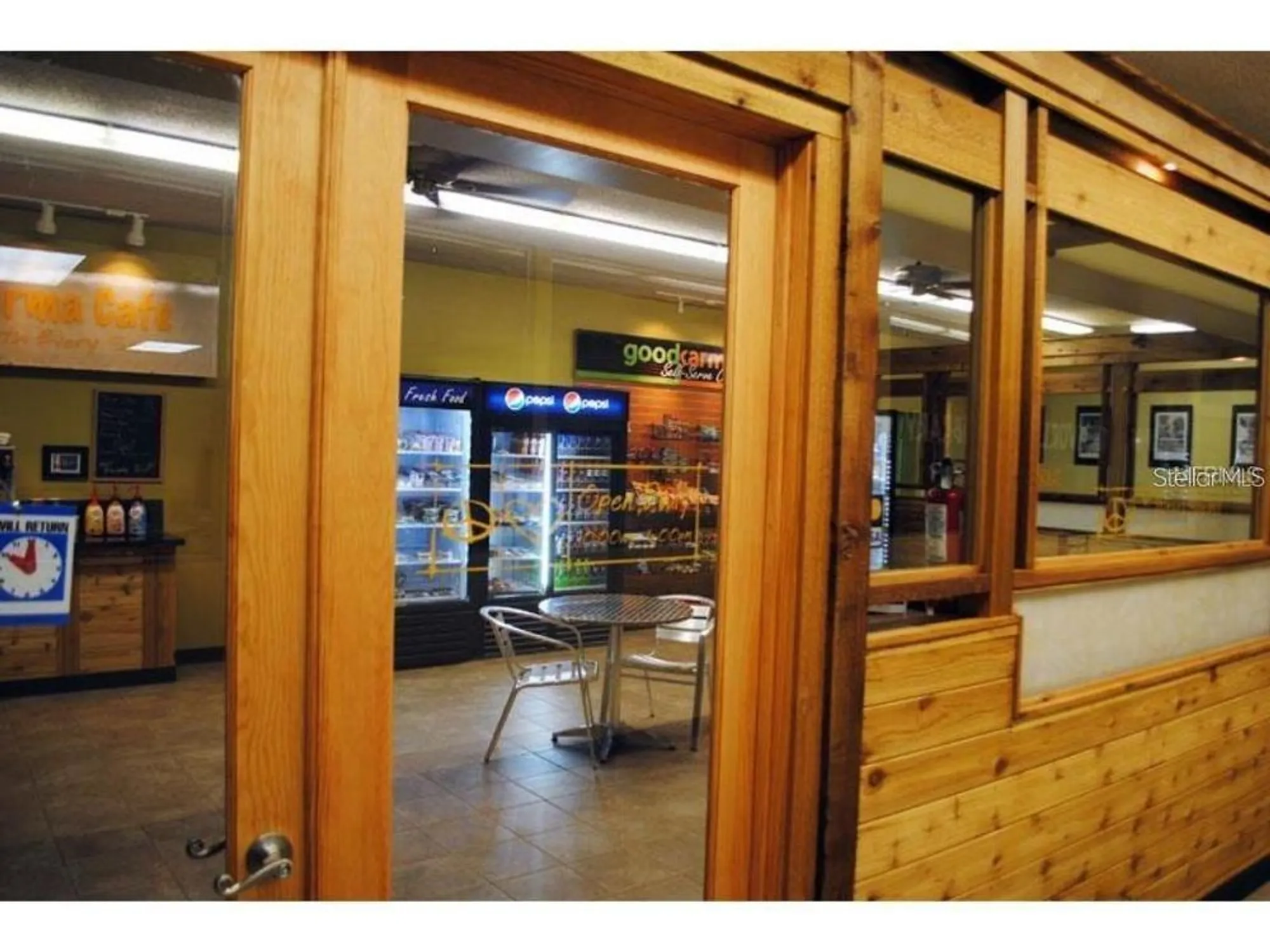 Property Slideshow image 29 of 35 | 2321 ecuadorian way 61, Clearwater, FL, 33763