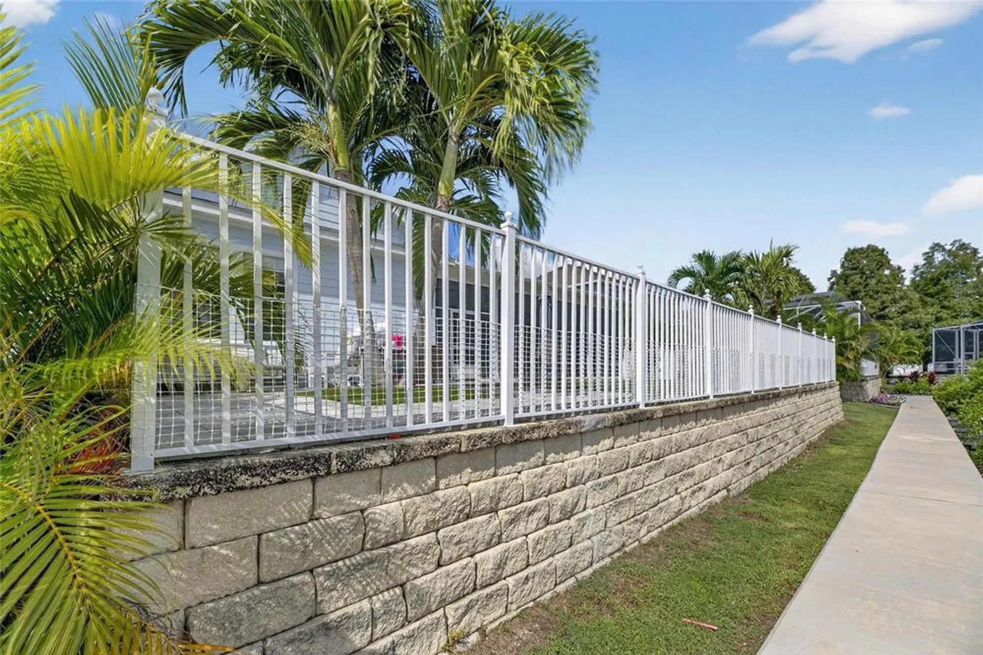 Property Slideshow image 62 of 66 | 526 islebay dr, Apollo Beach, FL, 33572