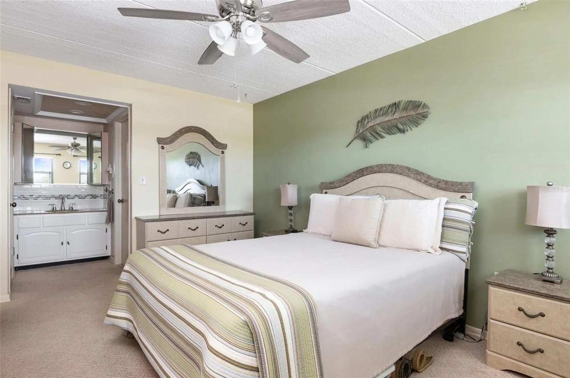 Property Slideshow image 16 of 38 | 1 boca ciega point blvd apt 212, St Petersburg, FL, 33708