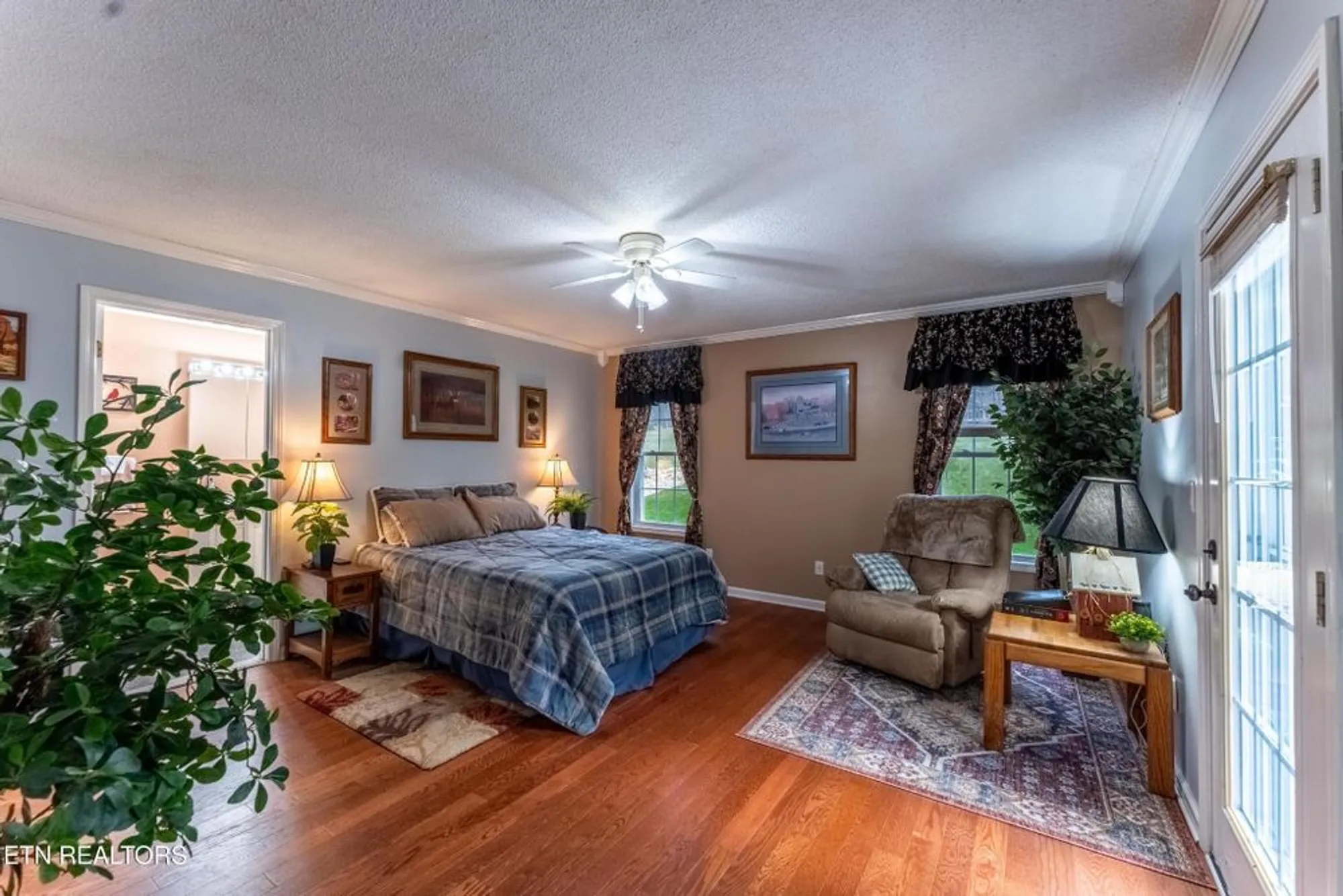 Property Slideshow image 18 of 48 | 31 oakcrest ct, Crossville, TN, 38558