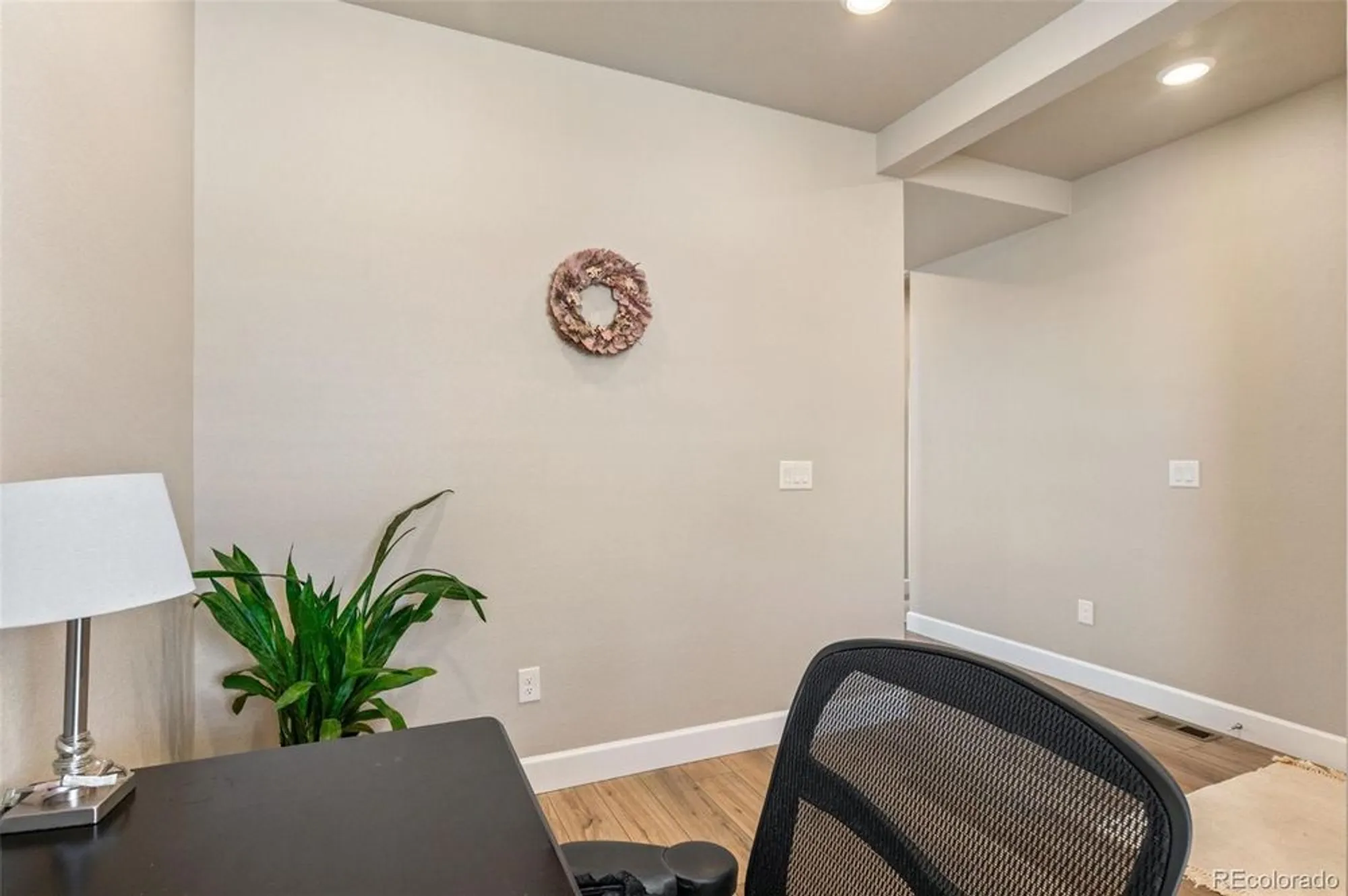 Property Slideshow image 8 of 39 | 3888 red valley ln, Castle Rock, CO, 80104