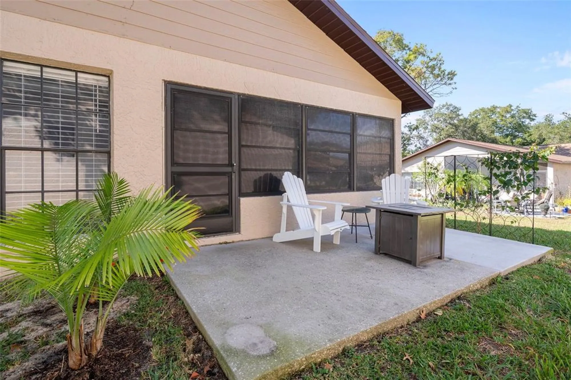 Property Slideshow image 39 of 65 | 6732 oak cluster cir, Spring Hill, FL, 34606