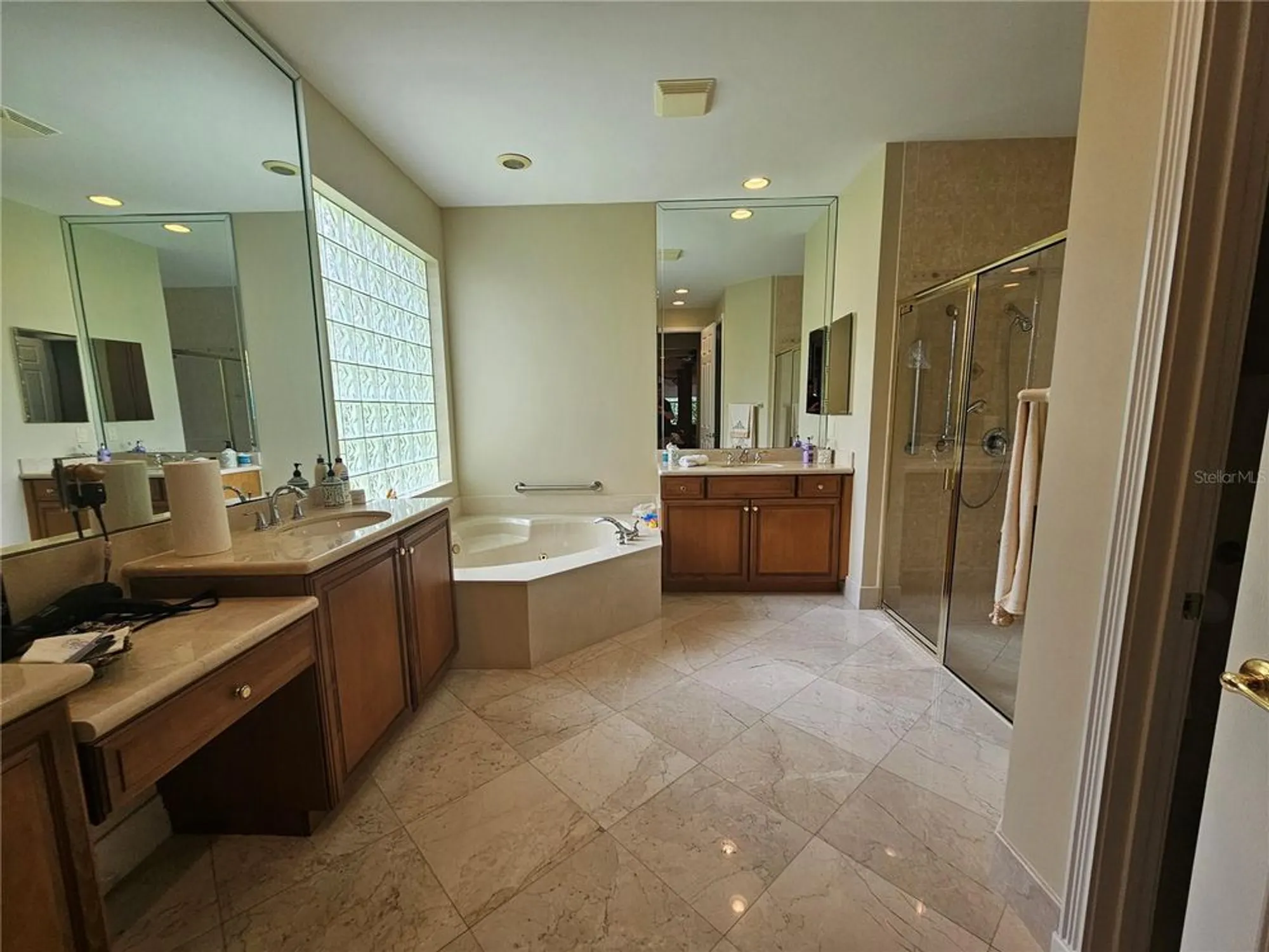 Property Slideshow image 55 of 75 | 6900 molakai cir, Boynton Beach, FL, 33437