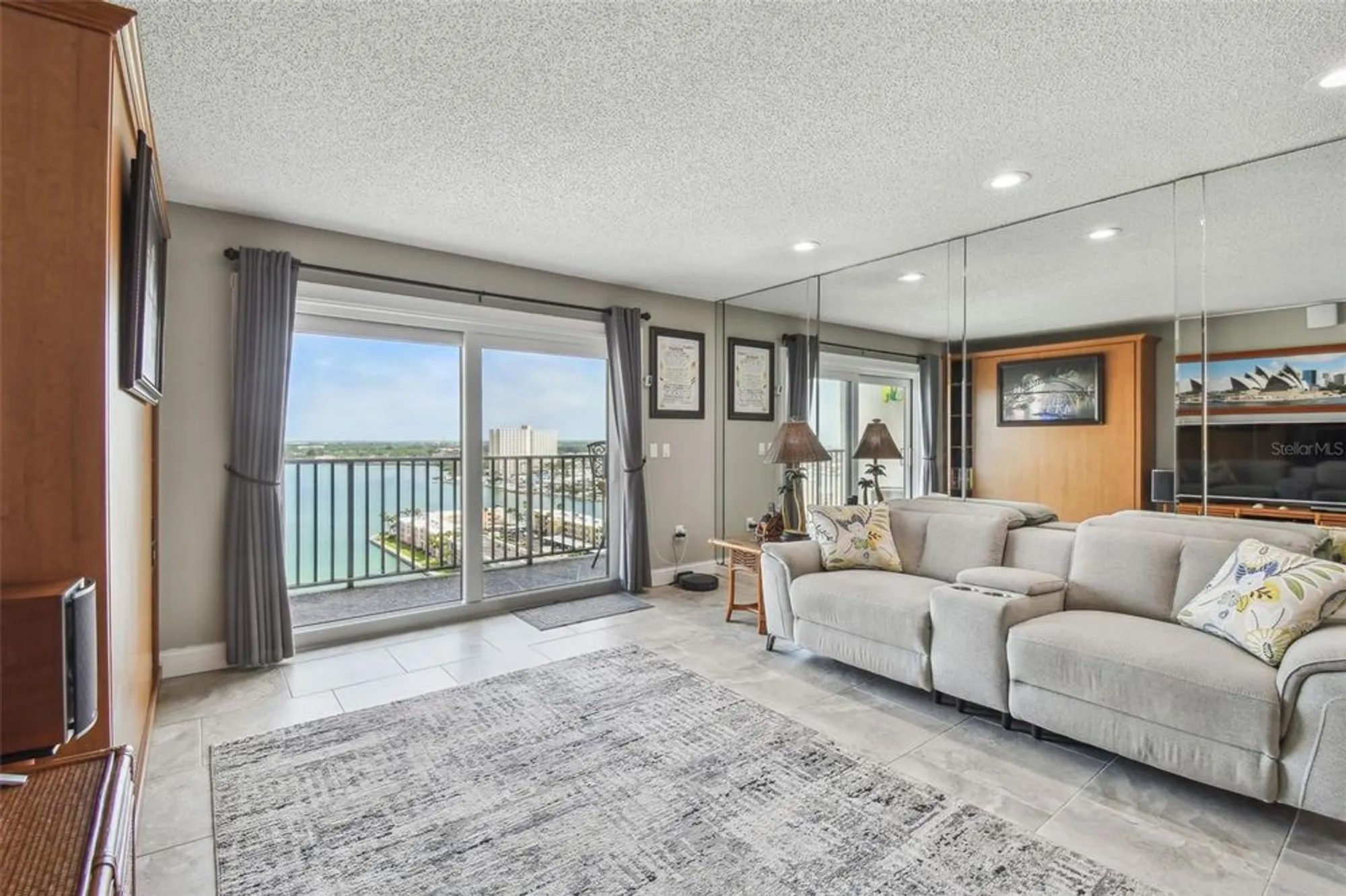 Property Slideshow image 28 of 73 | 7300 sun island dr 1705, South Pasadena, FL, 33707