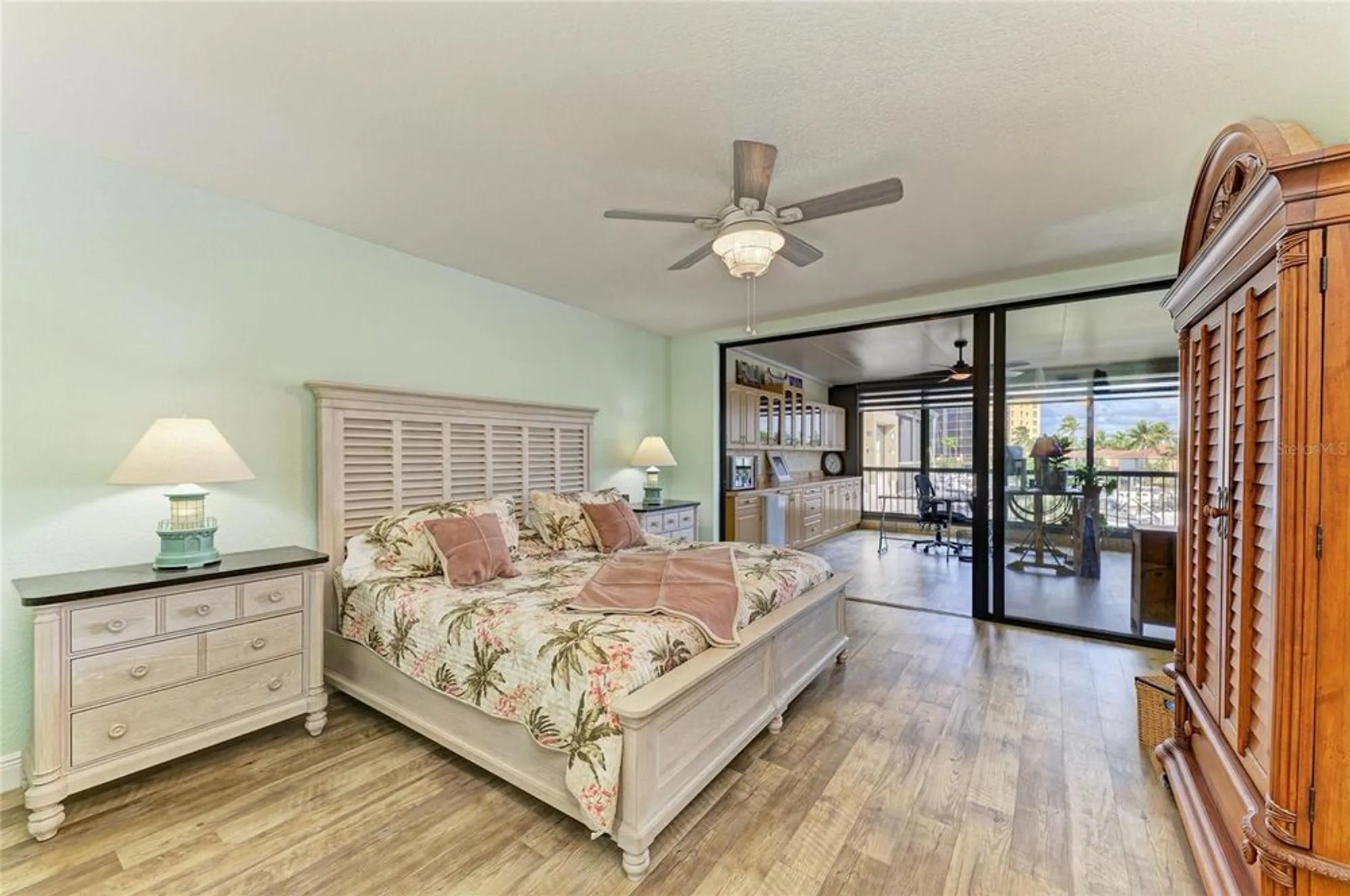 Property Slideshow image 11 of 31 | 3240 southshore dr apt 44c, Punta Gorda, FL, 33955
